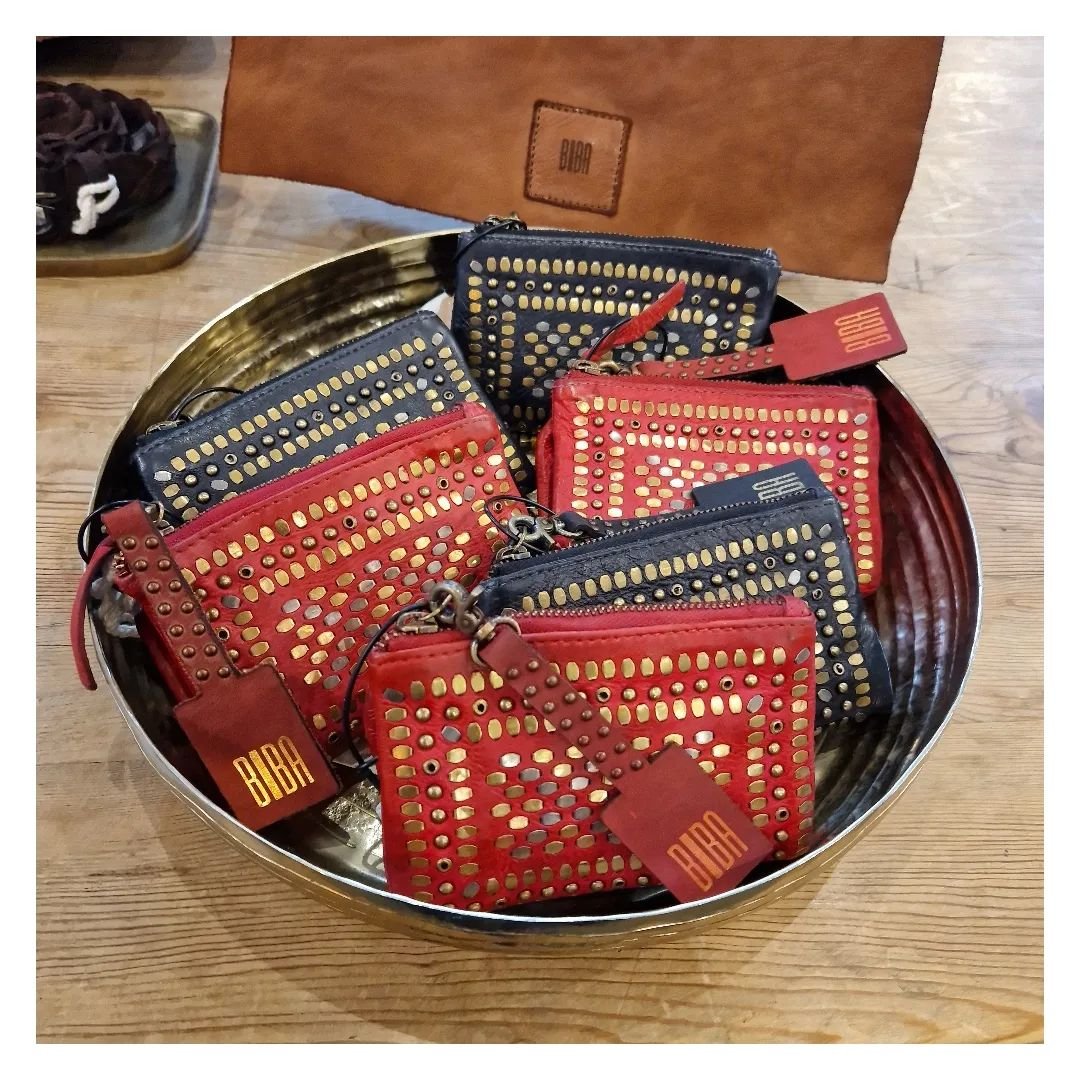 We're always being asked for purses..... well, here are some absolute beauties 😍 from a brand that's new to ONE40 called Biba 👍
#one40cranleigh #shopindependent