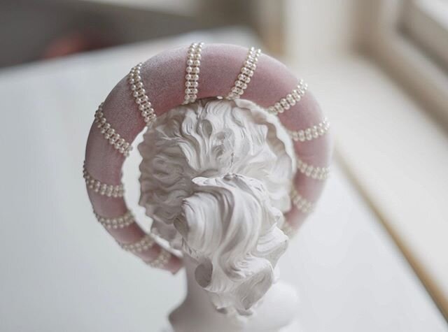 Boleyn Pearl Headband in Rose 🌸