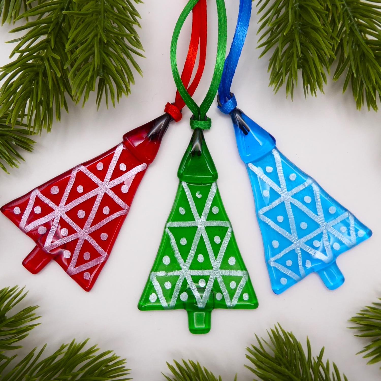 Lattice trees