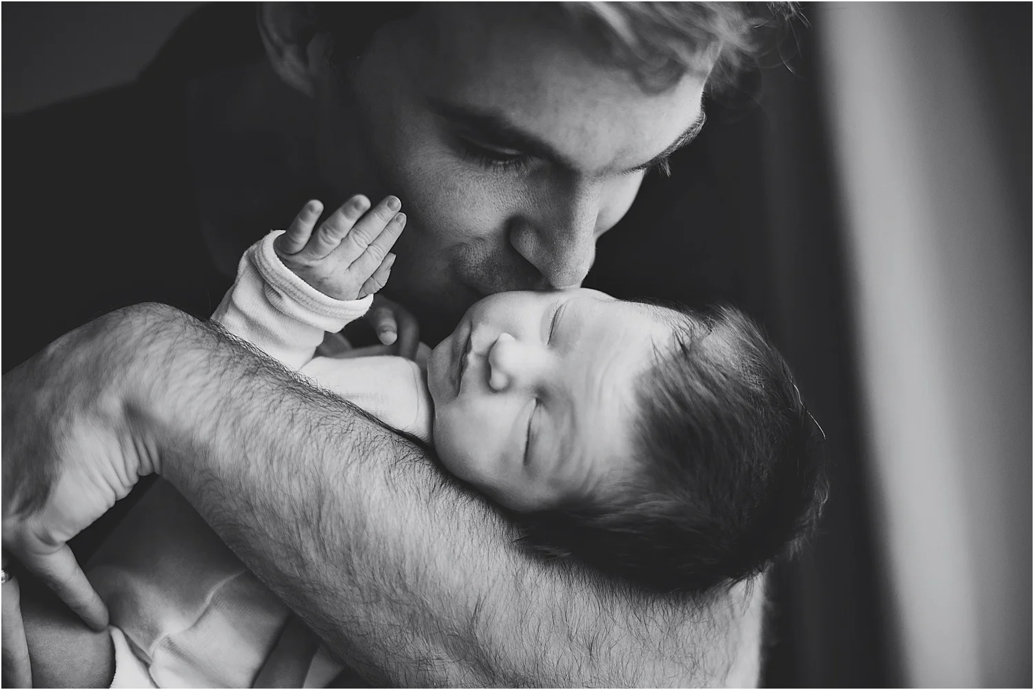 cute dad and newborn photo kitchener