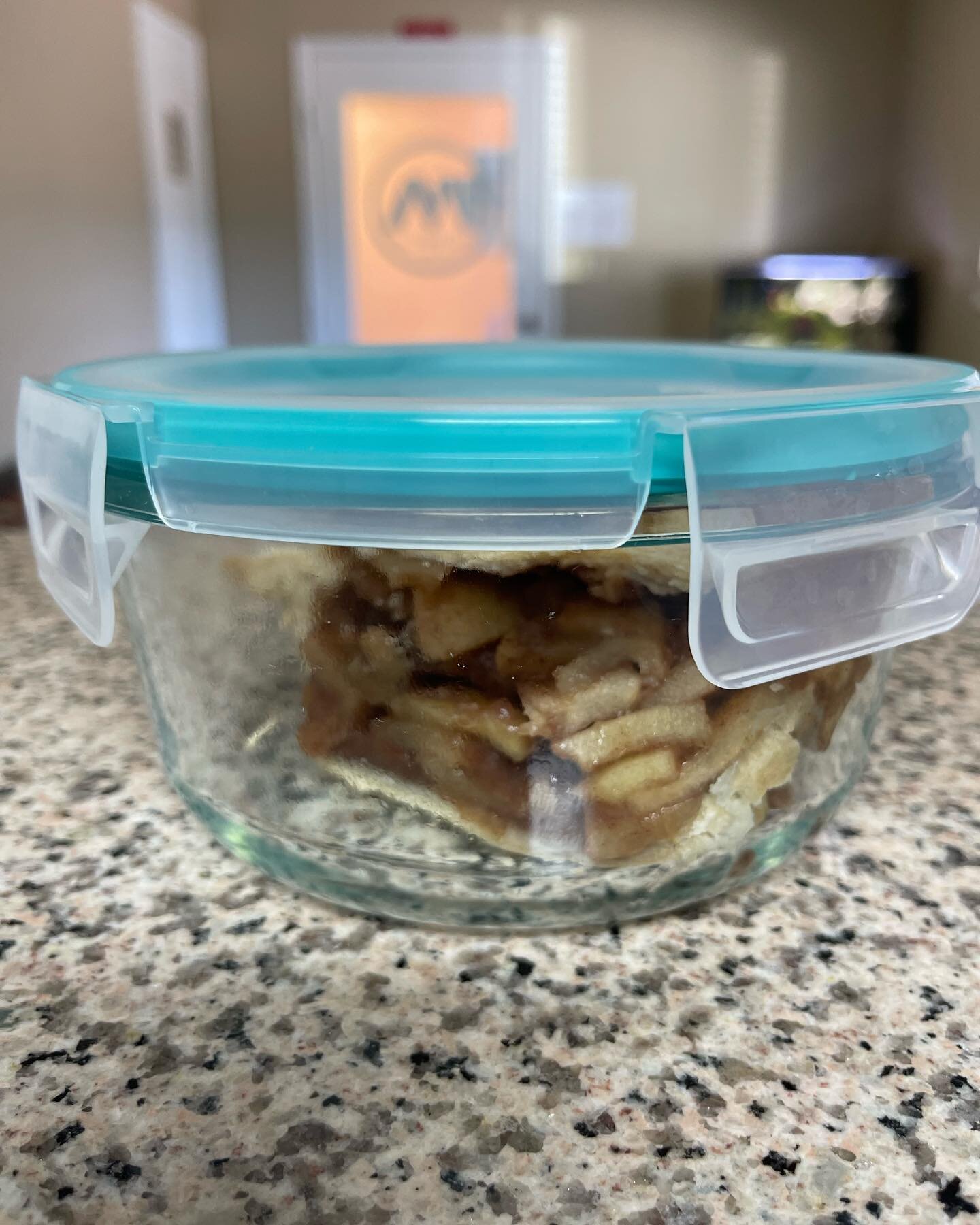 Wow&hellip;a slice of homemade apple pie. Thank you so much. I love what I do. My patients are better than yours 😆 #applepie #bestpatientsever #mypatientsarebetterthanyours #spoiled