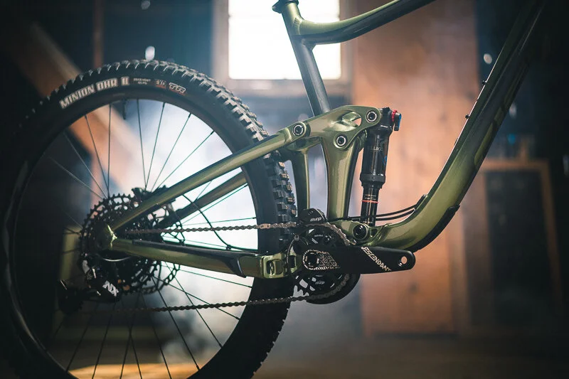 $3,000 Bike Showdown - Giant Reign 2 