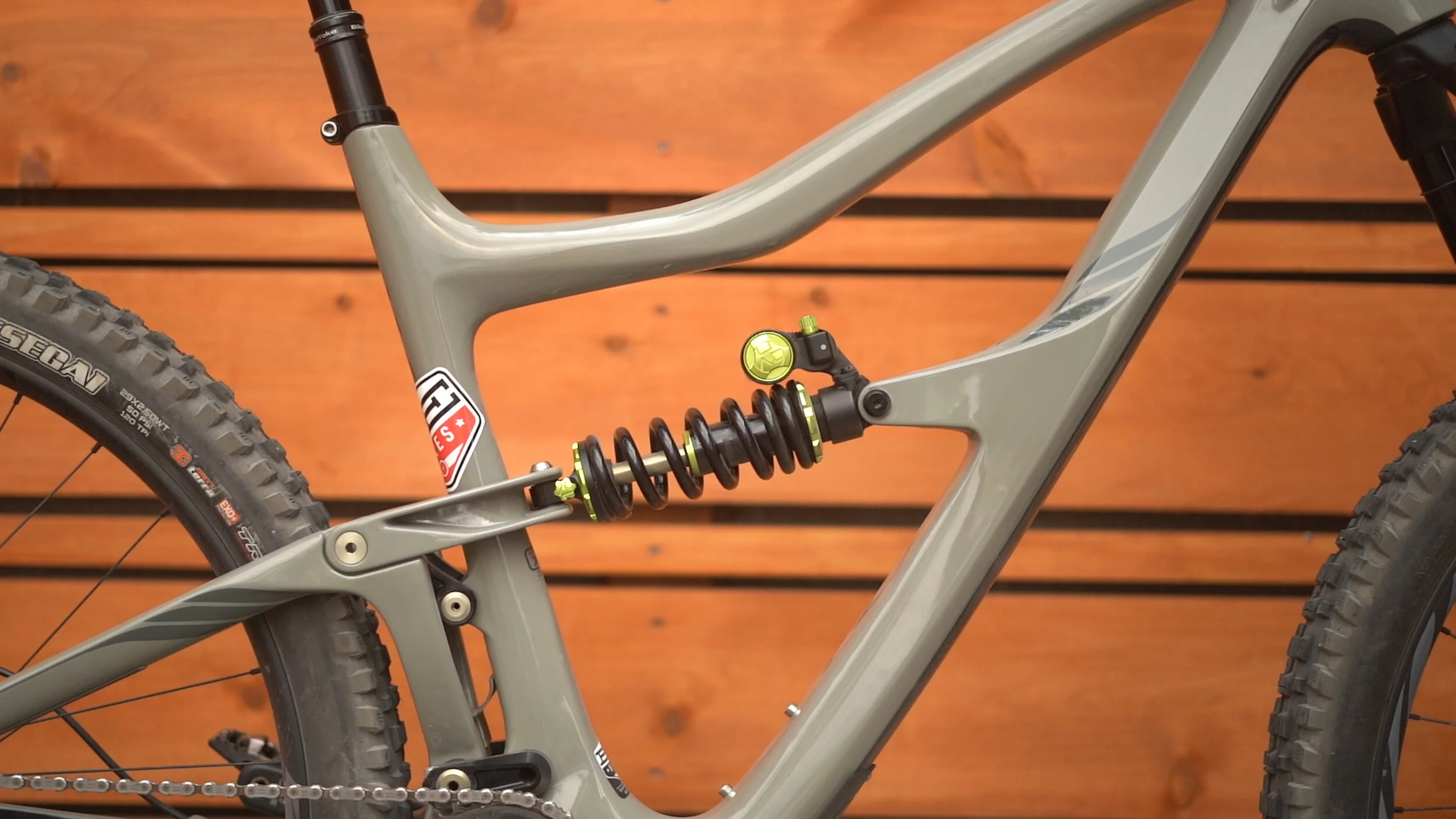 Coil vs Air Shocks MTB Suspension Explained — Biker's Edge