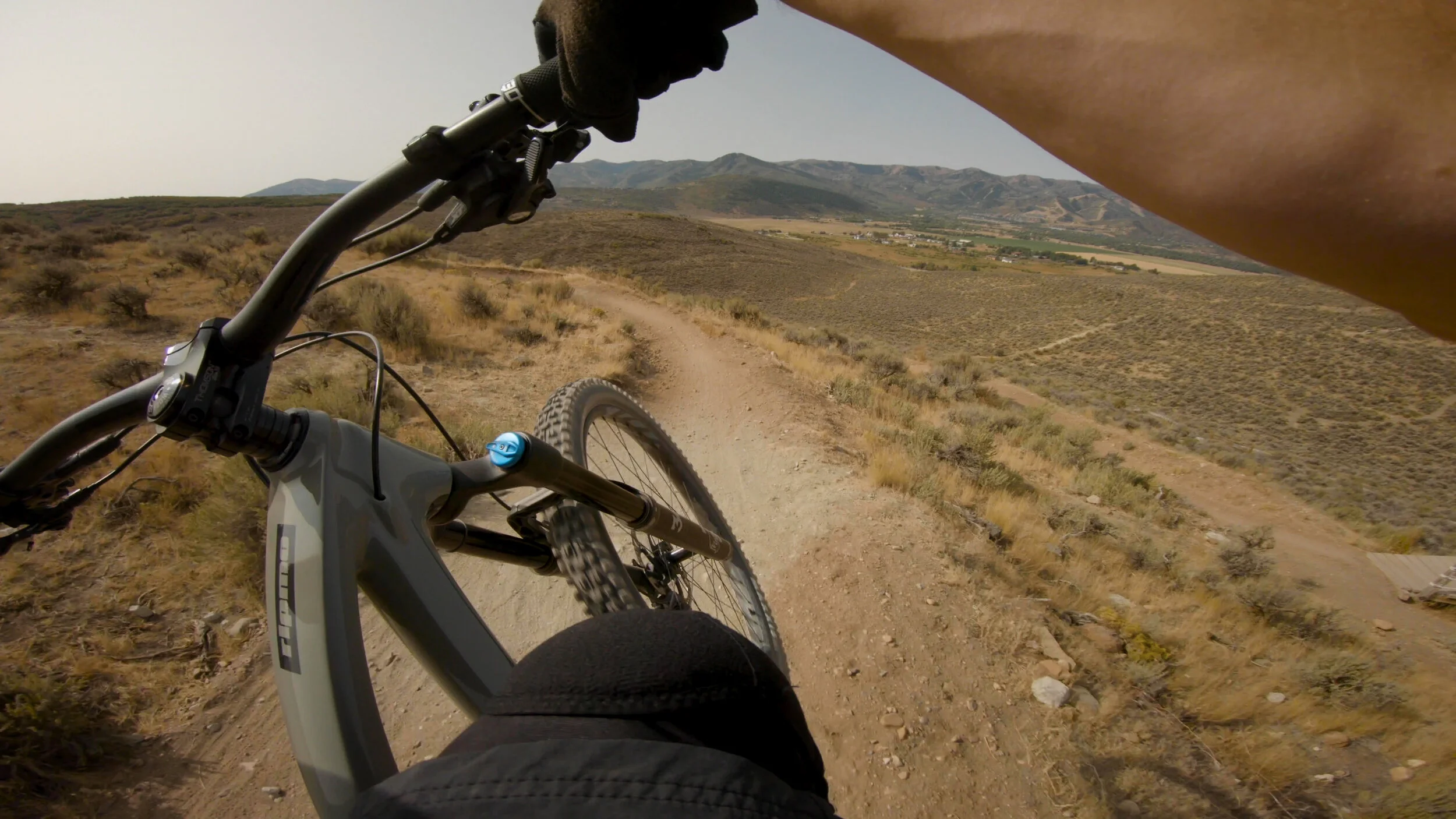 Coil vs Air Shocks MTB Suspension Explained — Biker's Edge