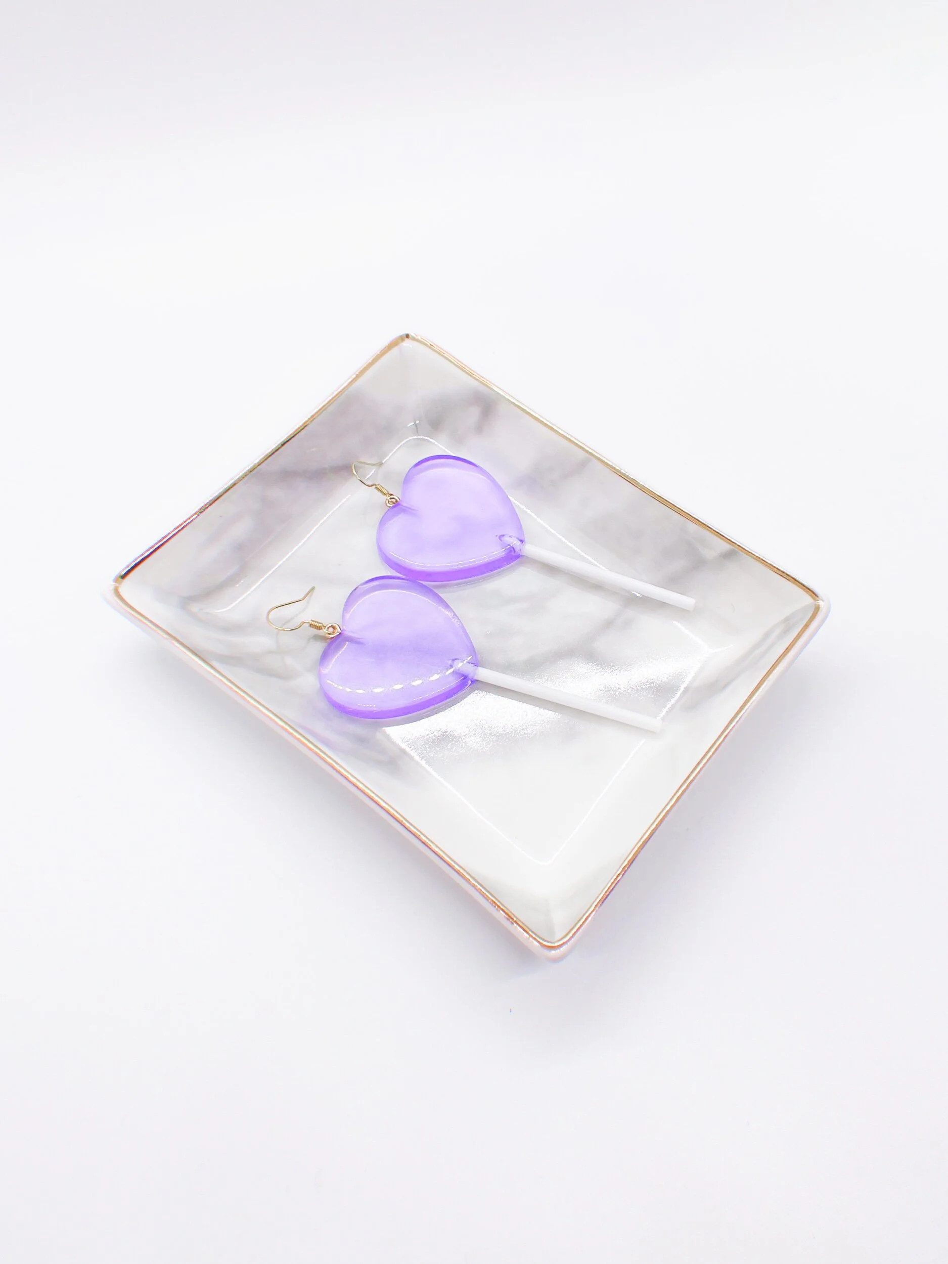 6CA5BF54-4F1C-41AA-BA07-B24E8B368239