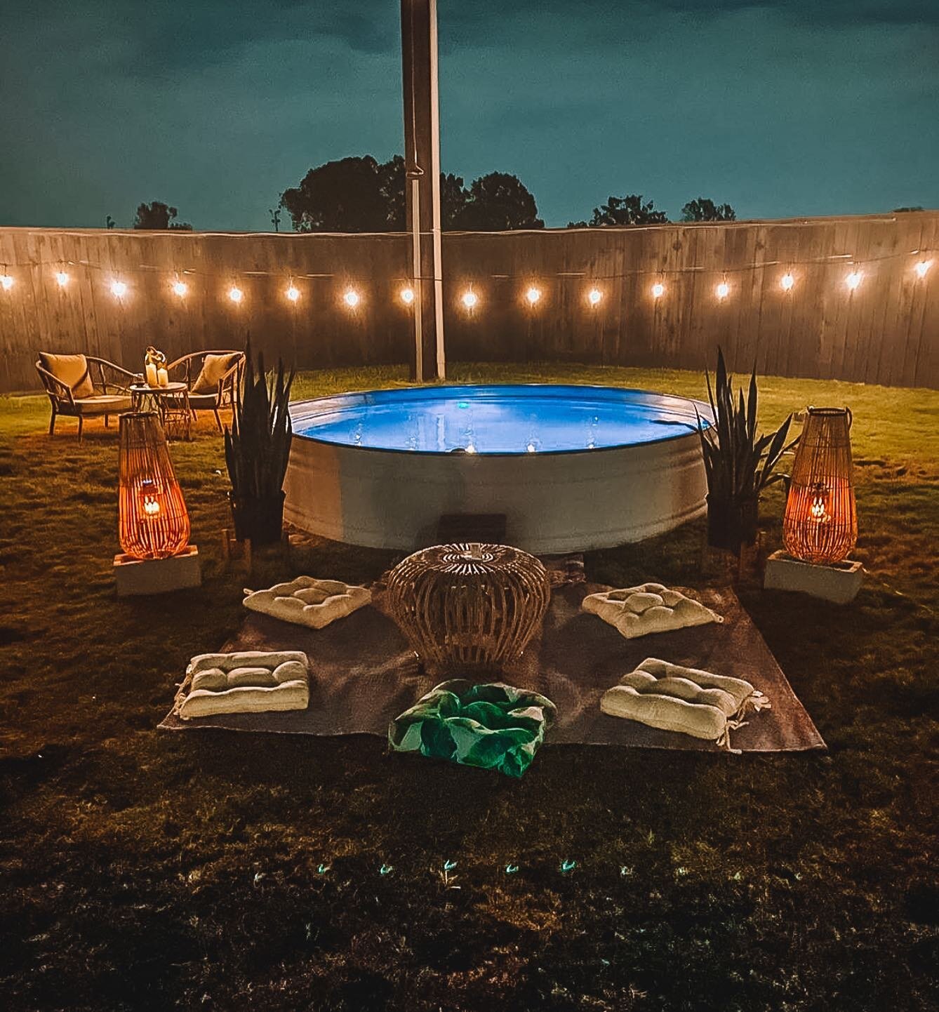 Loving these night stock tank pool vibes from @jeaneen_d. Don&rsquo;t forget to buy your stock tank while they are in stock! We have the BIG 10ft and 9ft sizes available for purchase in Atlanta, Charlotte, Austin, and DFW. Check our website for more 