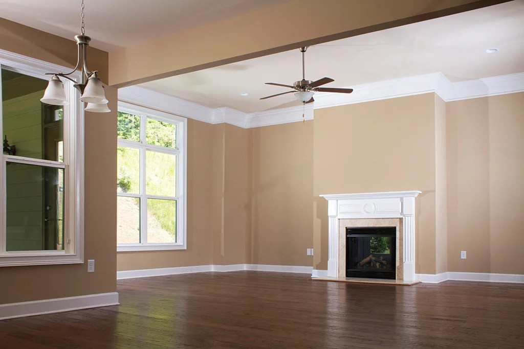 painted-livingroom-walls-trim.jpg