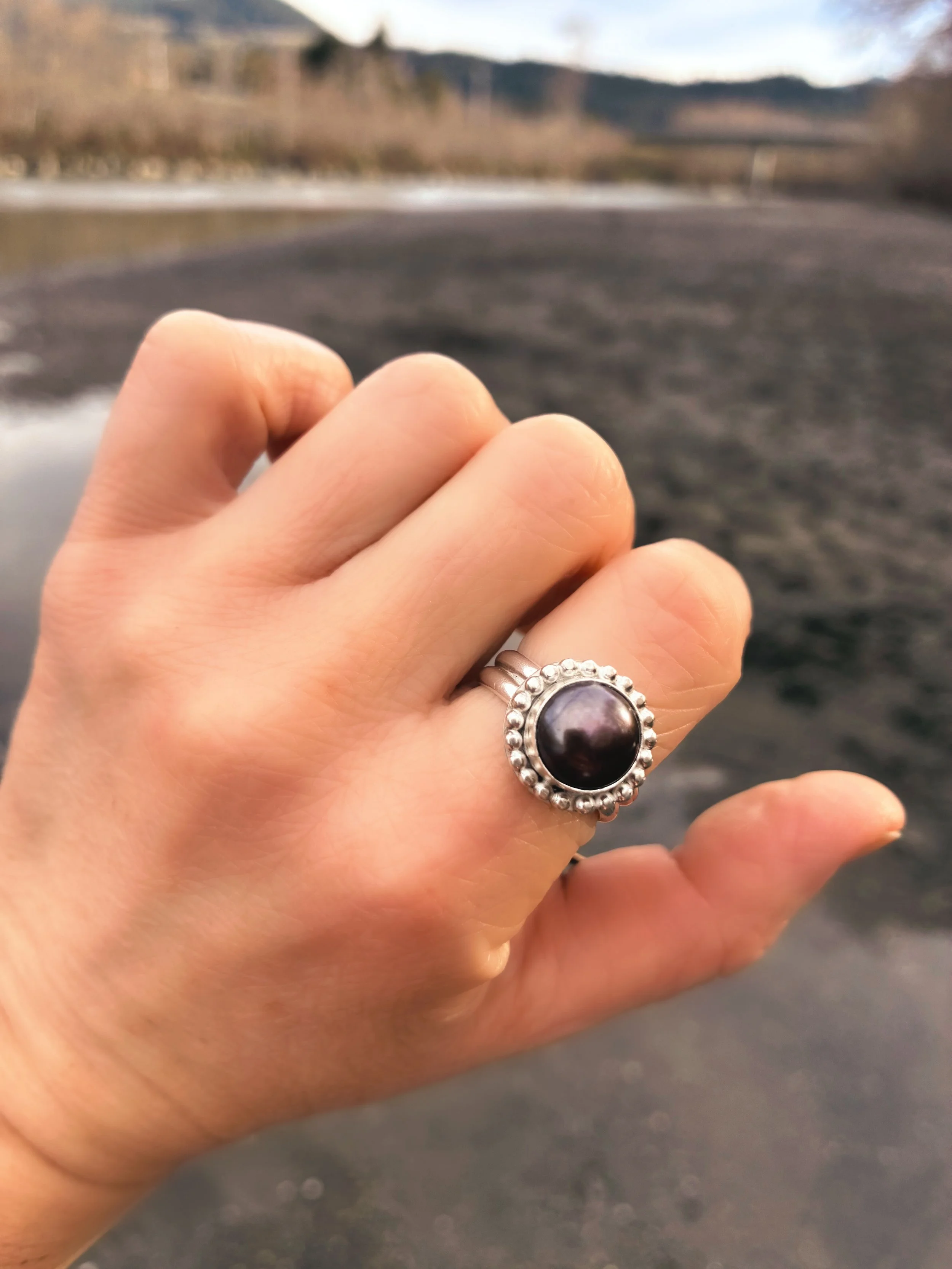 Dark pearl ring size 8.jpeg