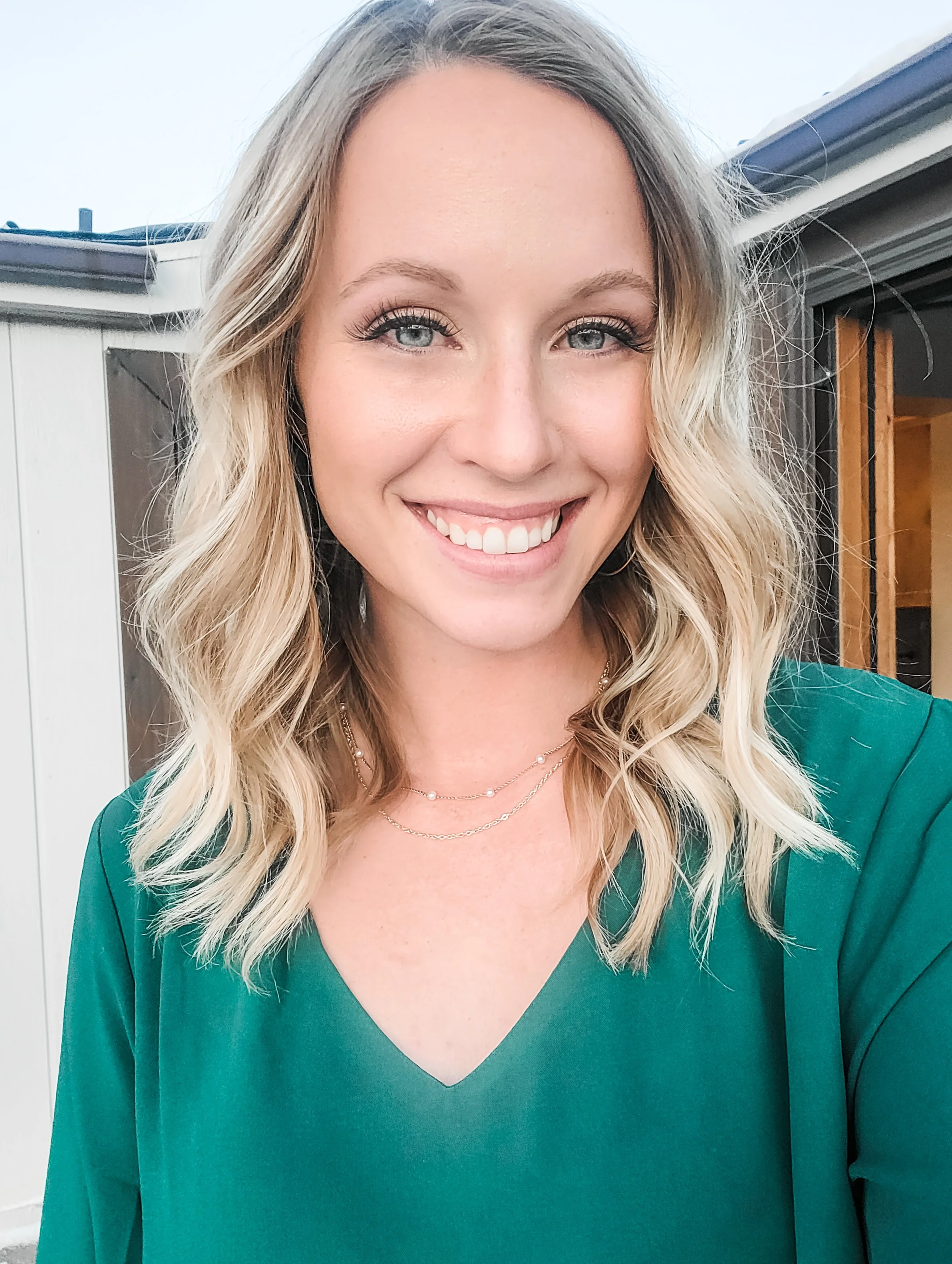 “Sara was amazing with helping us buy our first home! She responded quickly to our questions and concerns throughout the home buying process. Sara made us feel confident and was great to work with. We would highly recommend her!” - Logan Kolterma