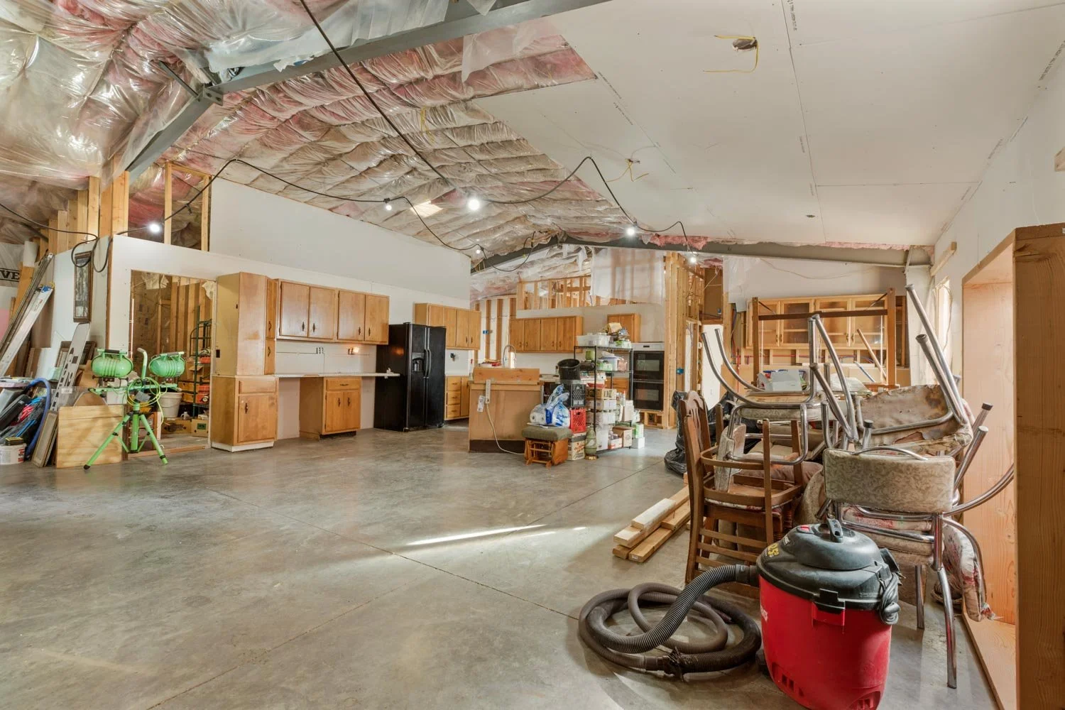 4 Gary Ln-2043 1.jpg