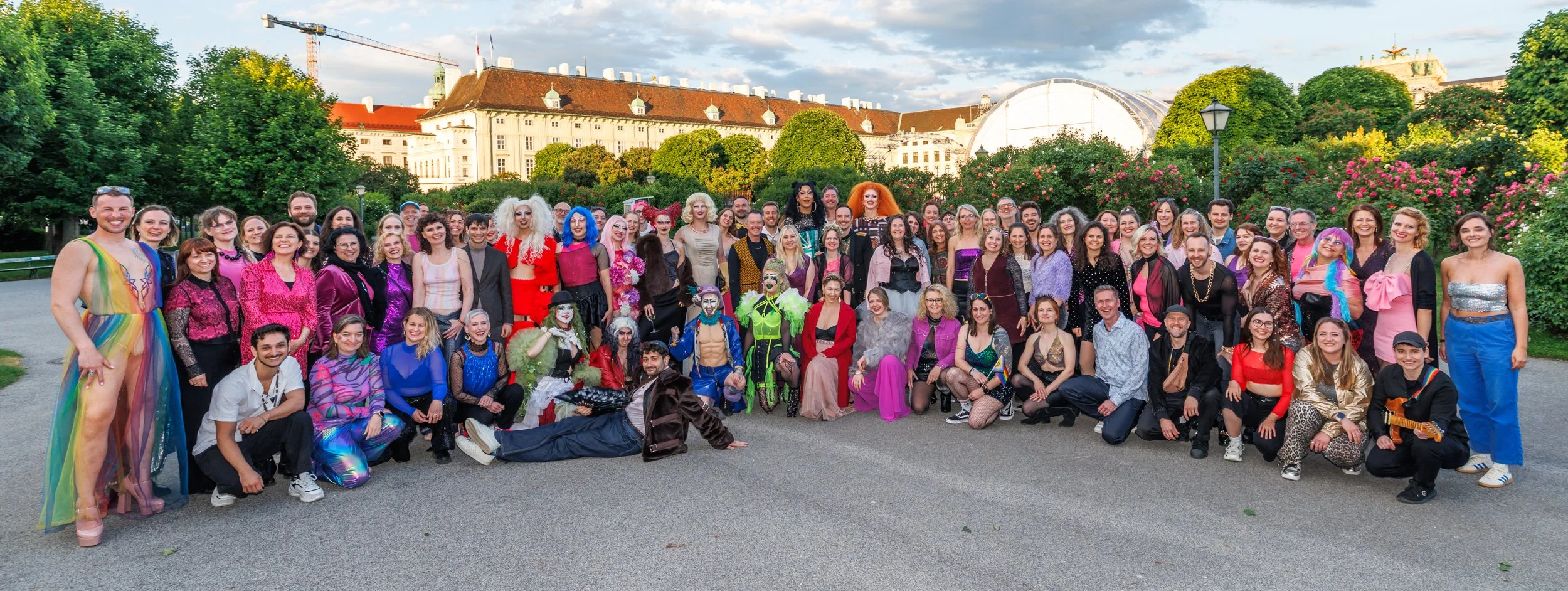ChorAuftritt bei Queers in the Garden ESC Edition