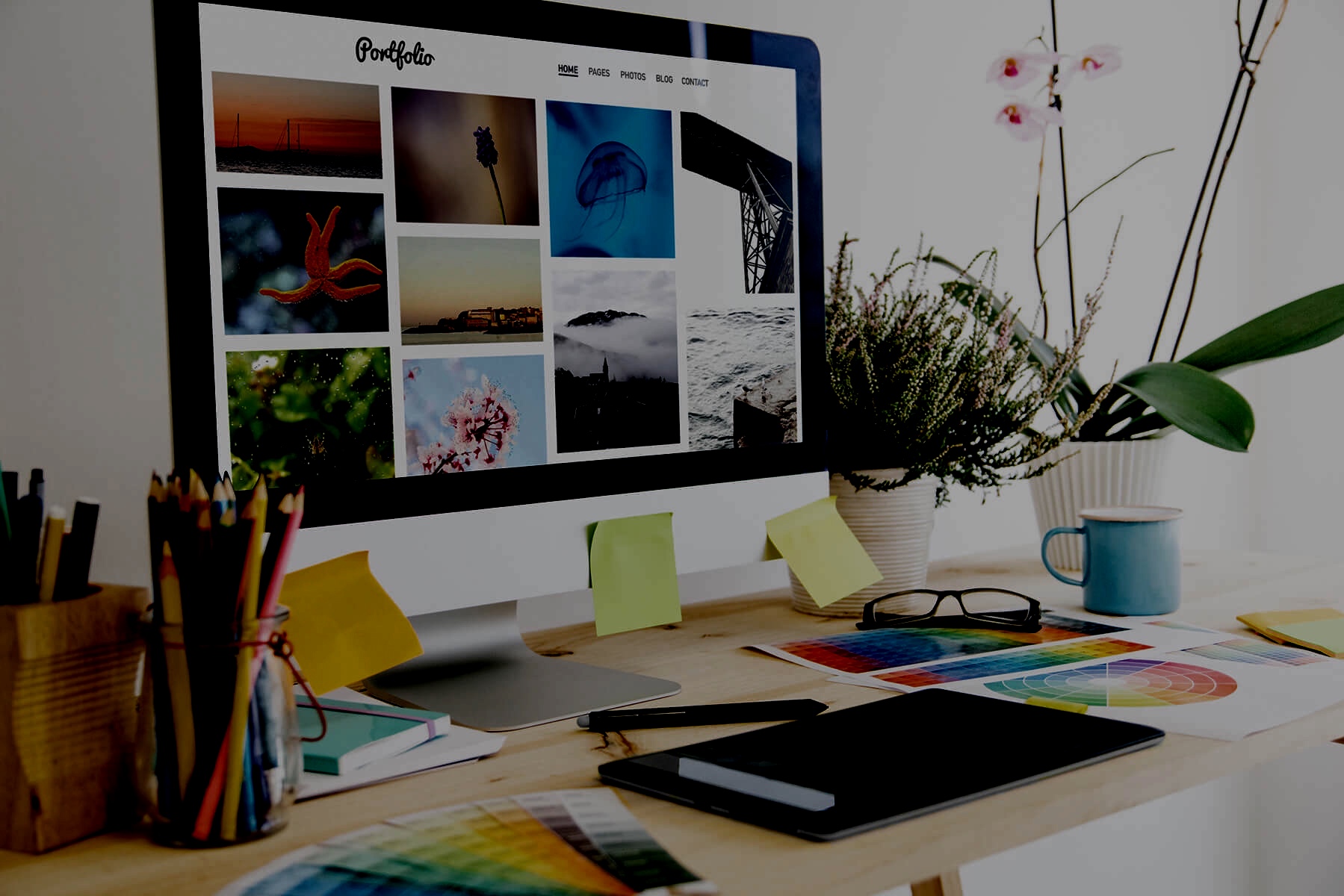 graphicDesignDesk.jpg