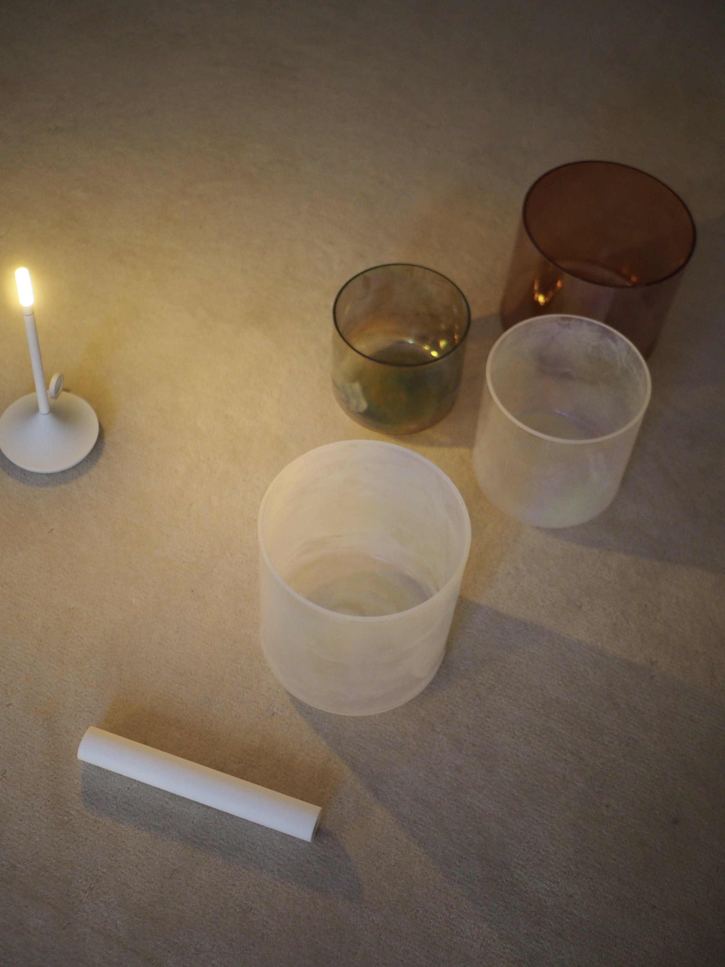 advents sound bath alchemy crystal singing bowls münchen meditation.jpg