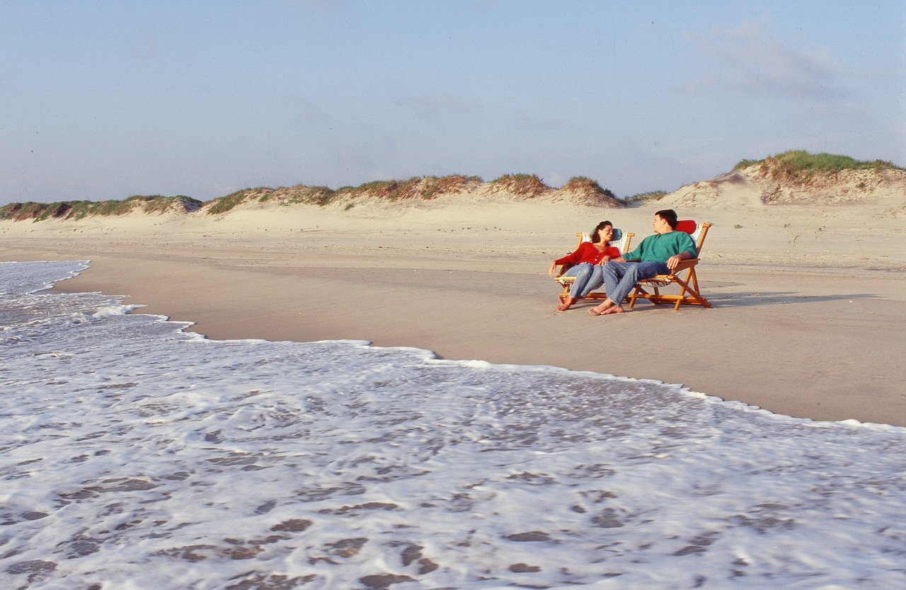 Lighthouse Beach Cape Hatteras.jpg