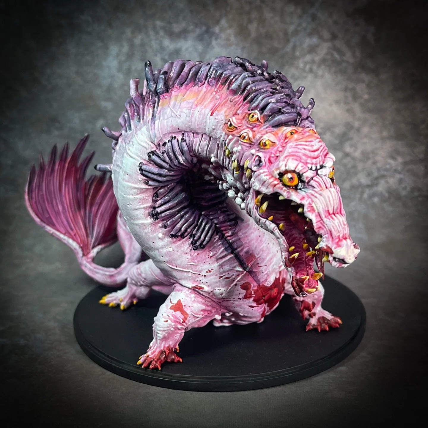 Crimson Crocodile from @kingdomdeath I painted this for a challenge in the Painting in 3-D Discord. I had all month to do it but procrastinated and waited till today. Thankfully I live-streamed and got it done in 2.5 hrs! #kingdomdeath #kingdomdeathm