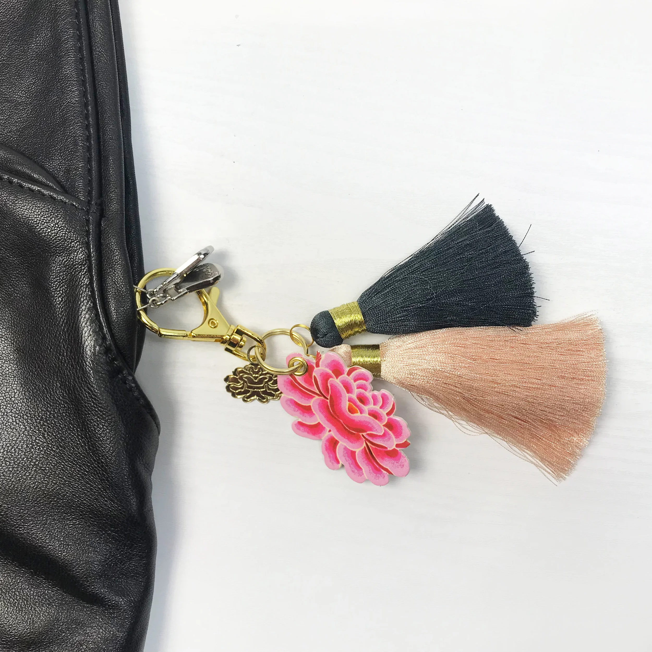 blushsmoke-onbag.jpg