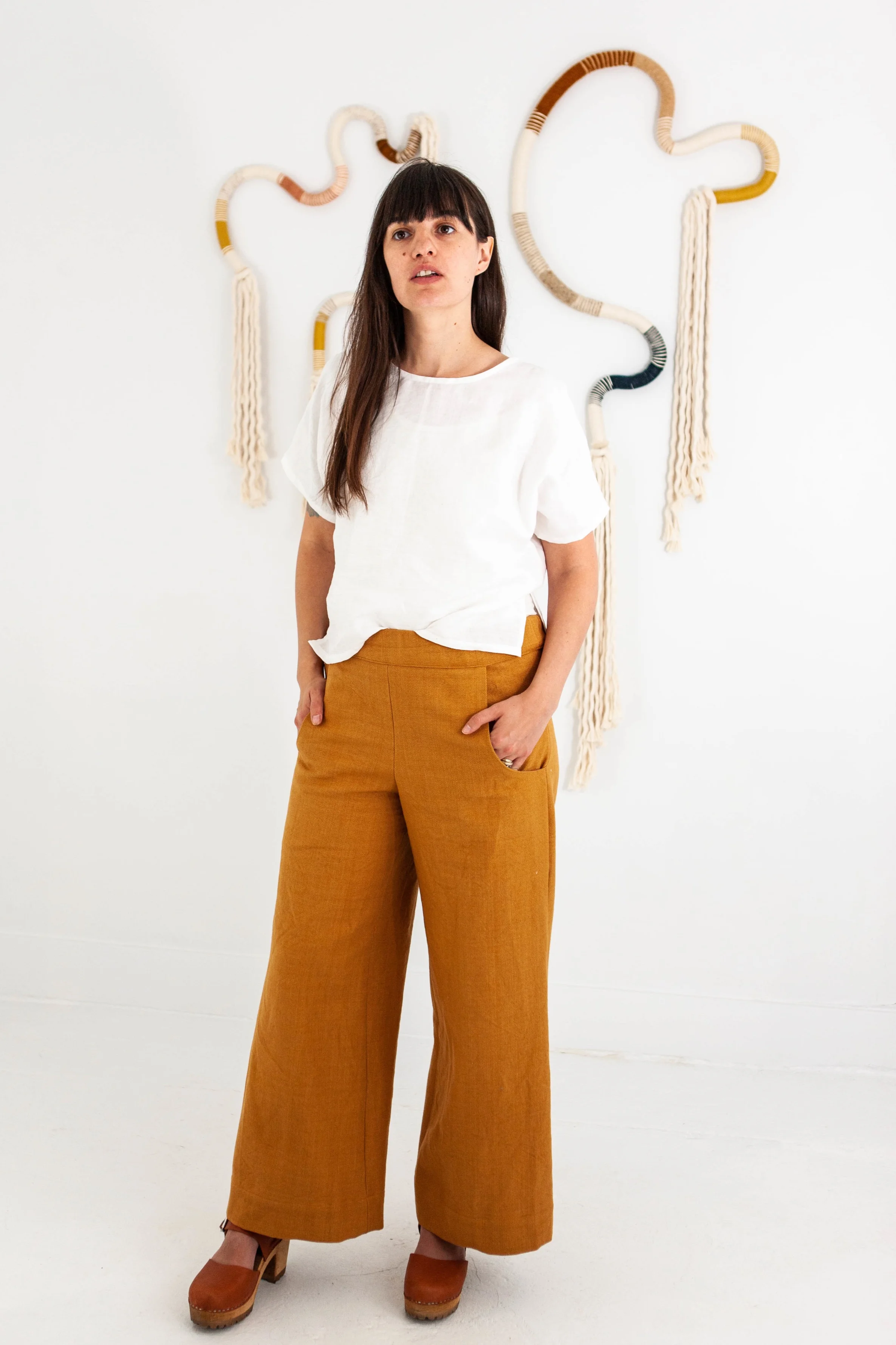 Wide-leg Trouser