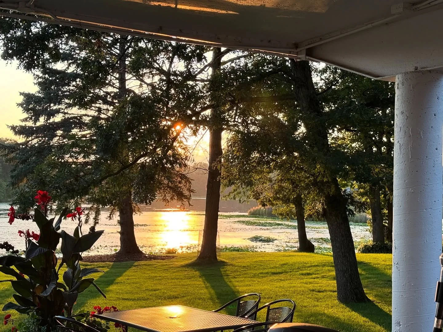 Live jazz, lakeside. What could be better? 

We so enjoyed playing at Brianno&rsquo;s Chart House Monday night. Great to see old and new friends, and enjoy a great summer evening.