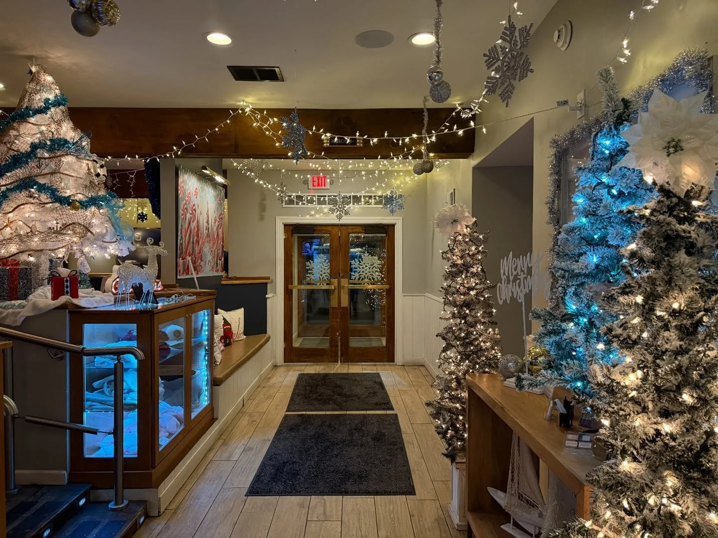 There&rsquo;s nothing quite like the combination of festive lights, great company and live jazz to get into the holiday spirit!

To our wonderful community: Happy Holidays! Thank you for supporting live music all year long. We&rsquo;ll see you back a