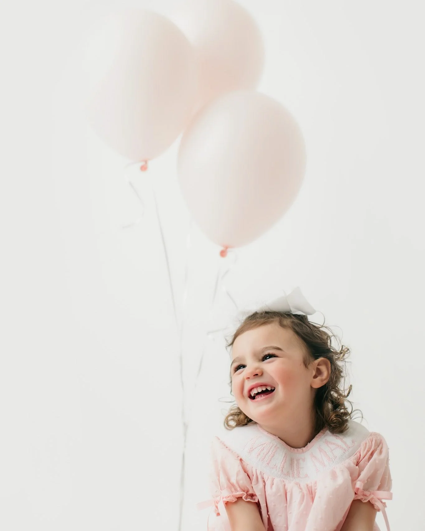 smart, sweet, silly, beautiful and THREE!! 

Happy Birthday Millie Mae and congratulations on being promoted to big SIS!! 

@alex.seckinger 
@cseck14 
@michelezakeri 
@michelezakeriphotography 

 #milestone #milestones #threenager #birthdayfun #birth