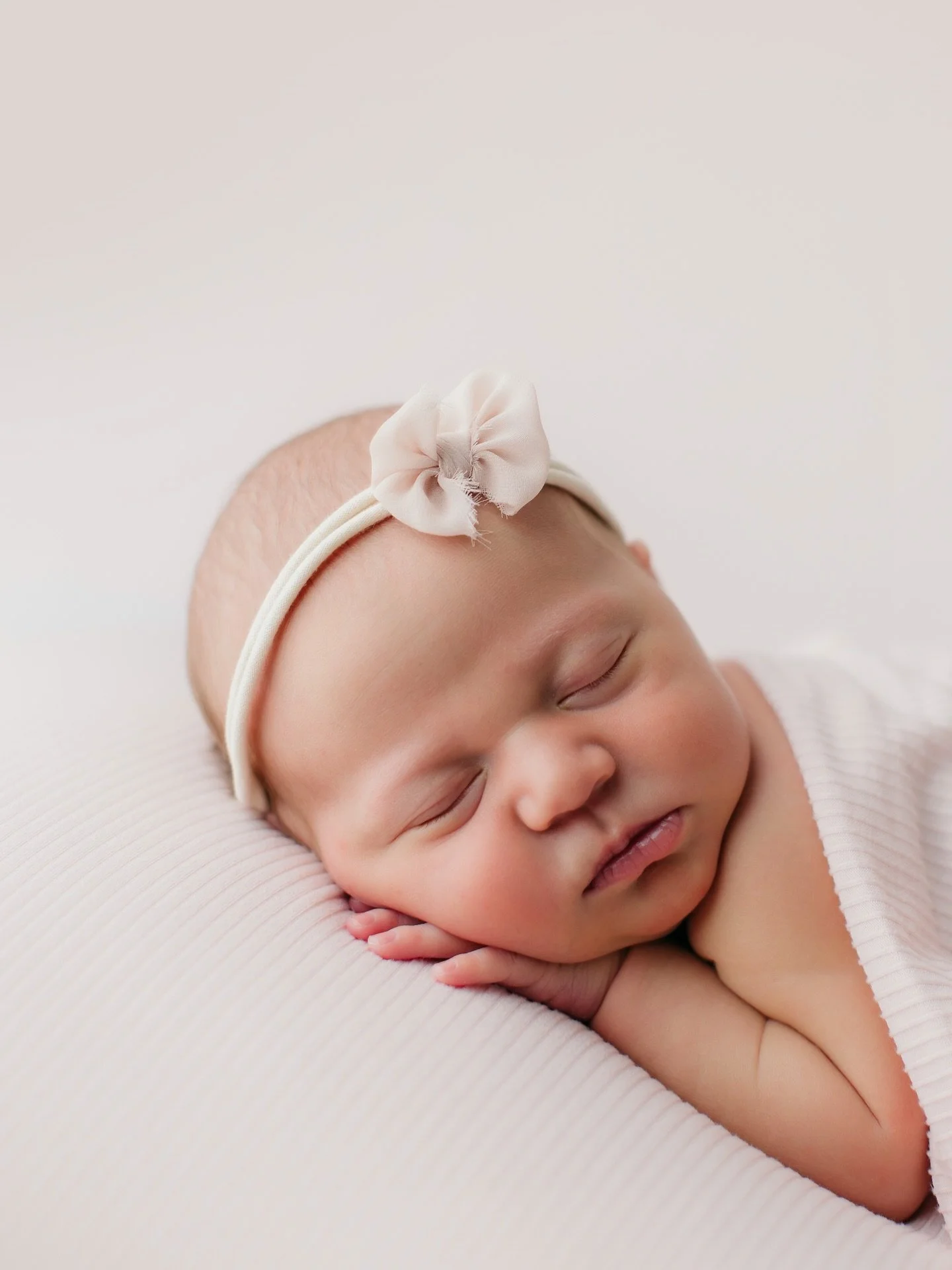 Welcome home little Carter! The 4th baby in this beautiful family!💗 
#mzpbabies #newbornphotoshoot