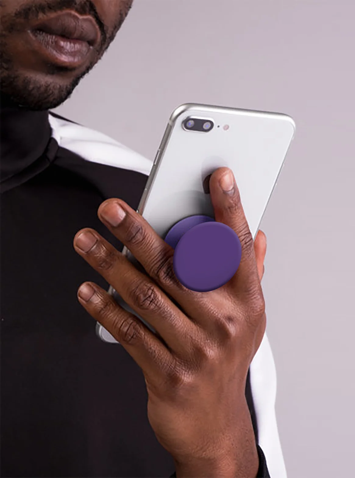 popsocket_hand.jpg