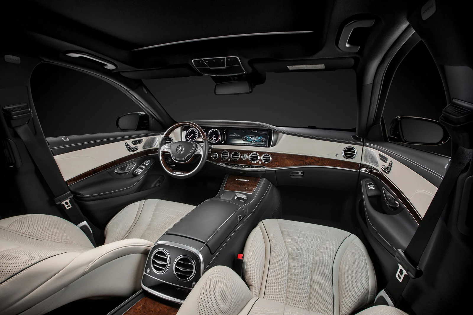 2014-Mercedes-Benz-S-Class-Interior-02.jpg
