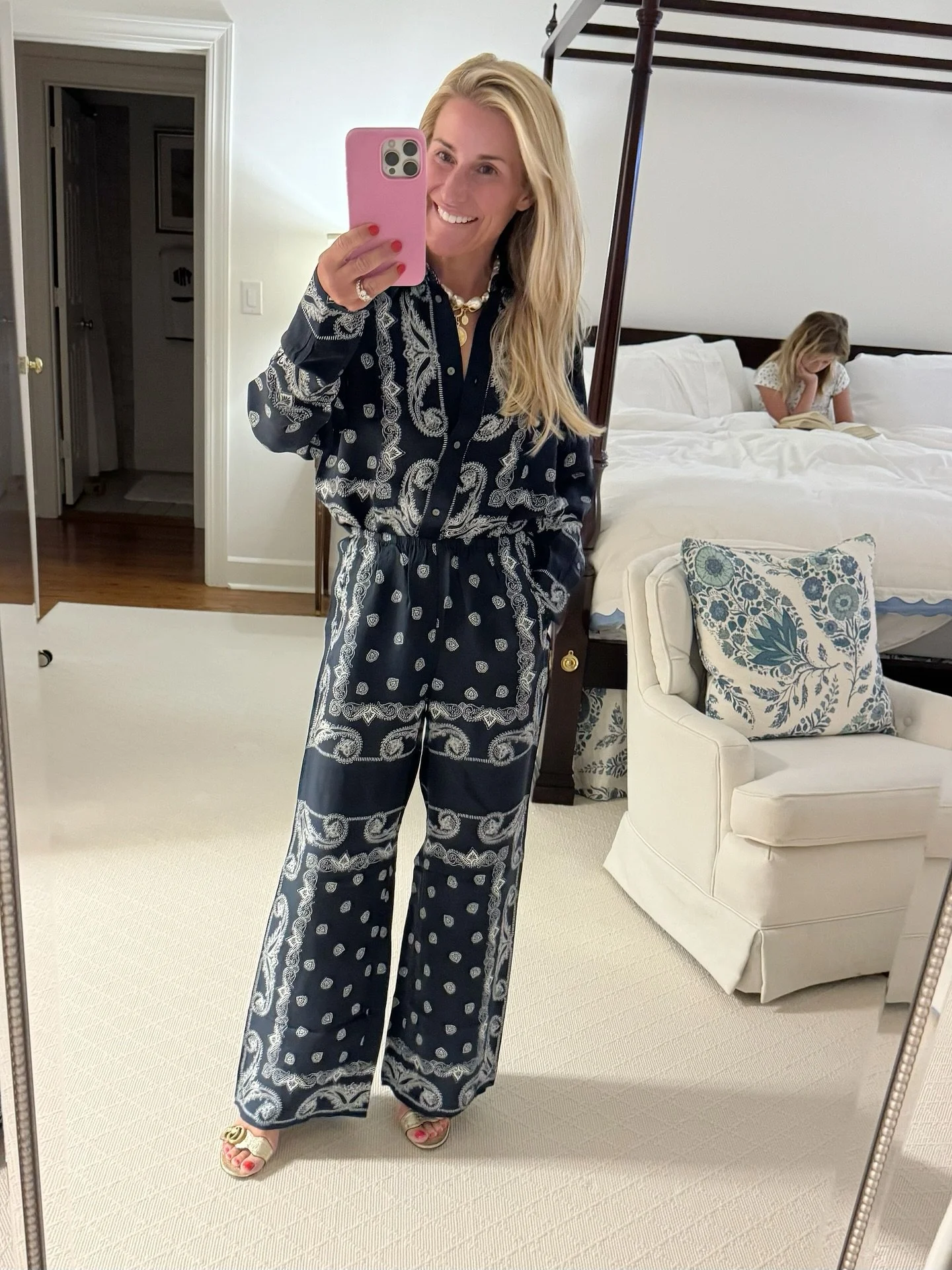 I&rsquo;ll be sad the day I don&rsquo;t have a cute little blond girl reading in the background (&amp; giving her opinions) during my Thursday night try-ons! In the meantime &hellip; had to share this set before fall break because I&rsquo;m afraid it