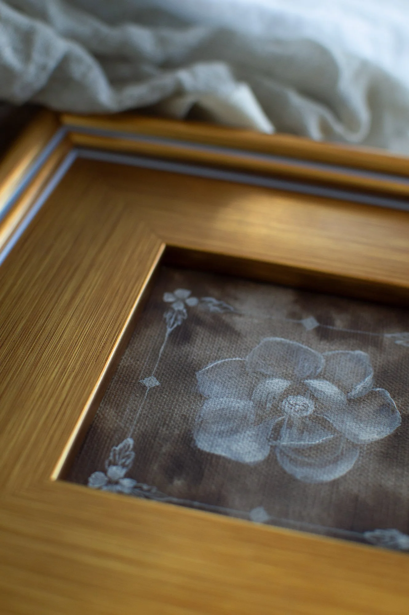 4x4" gold frame corner-7.jpg