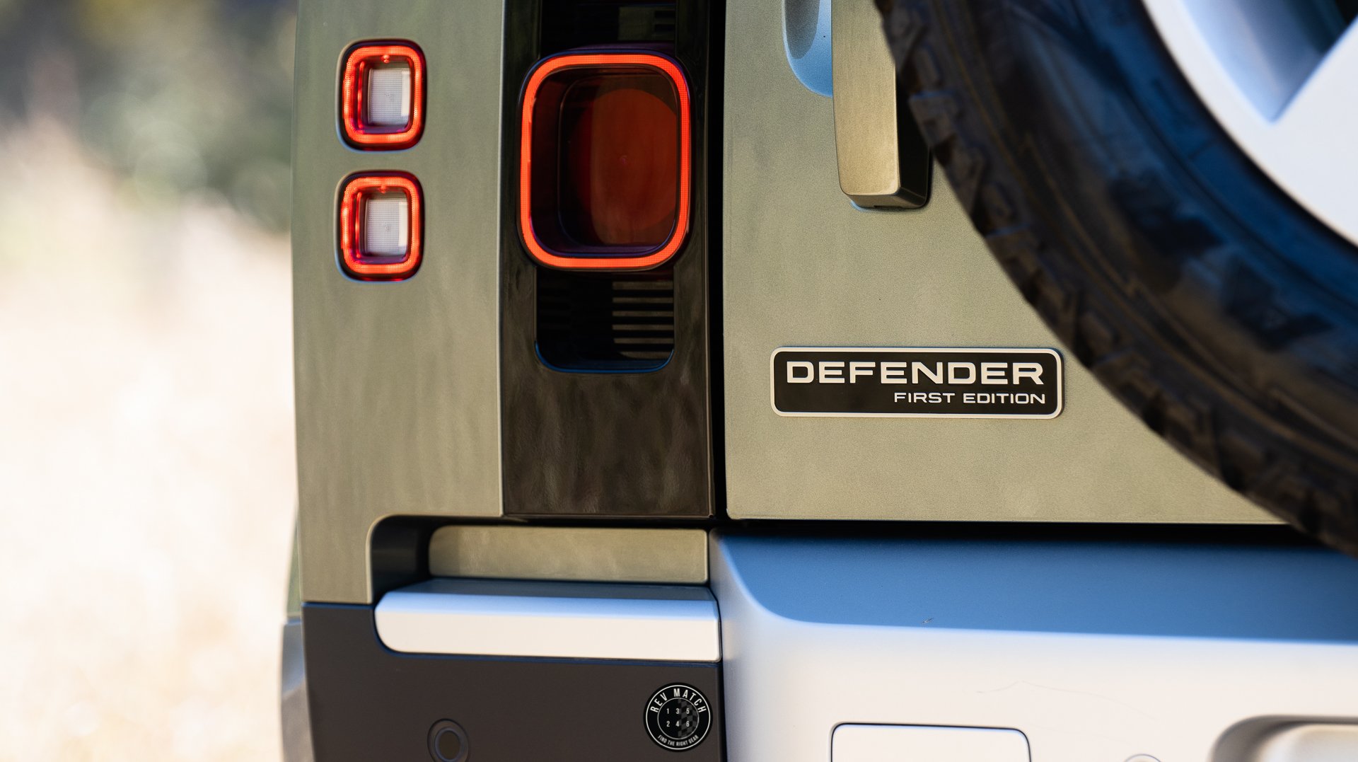 2021 Land Rover Defender-14.jpg