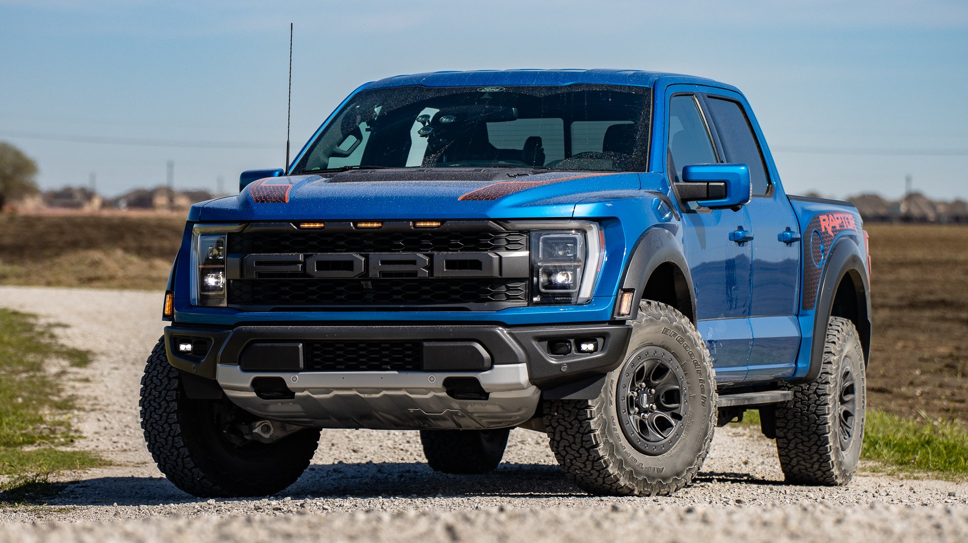 2021 Ford F-150 Raptor Review: Off-Road King — Rev Match Media