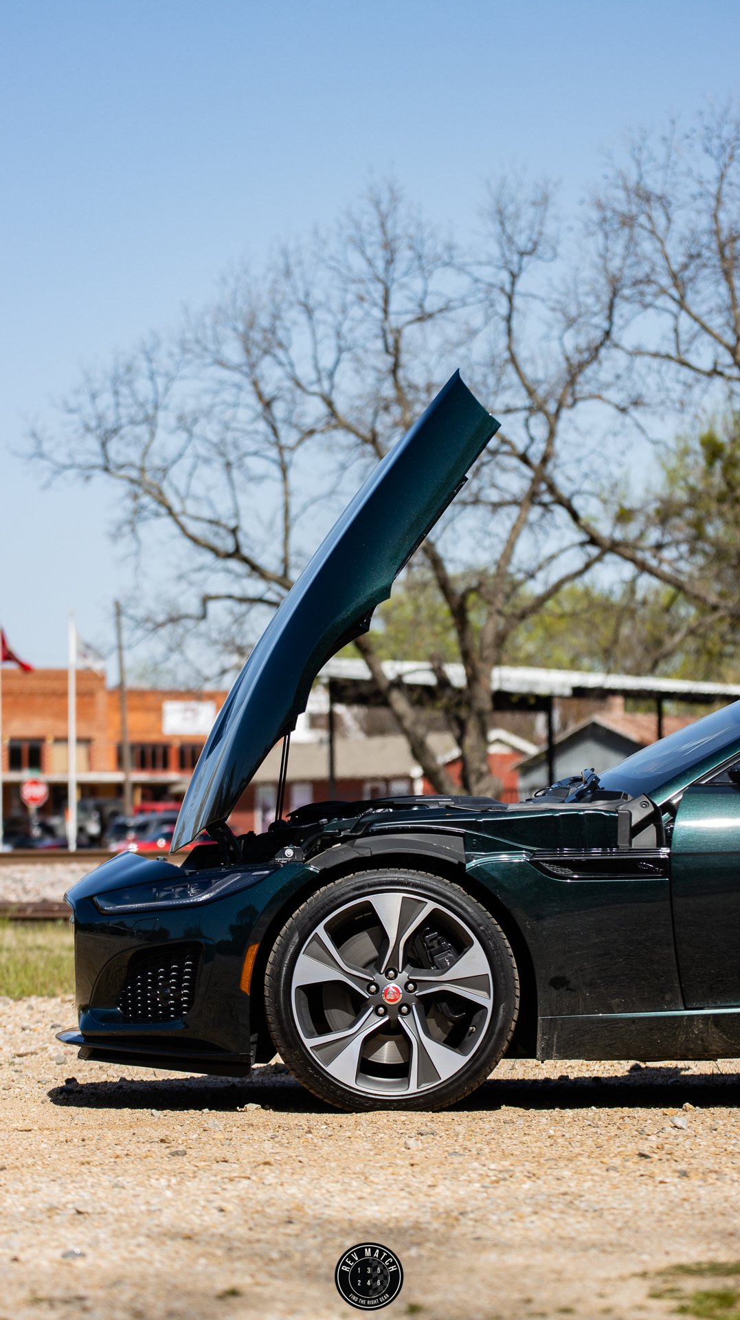 Test Drive of the 2022 Jaguar F-Type in British Racing Green