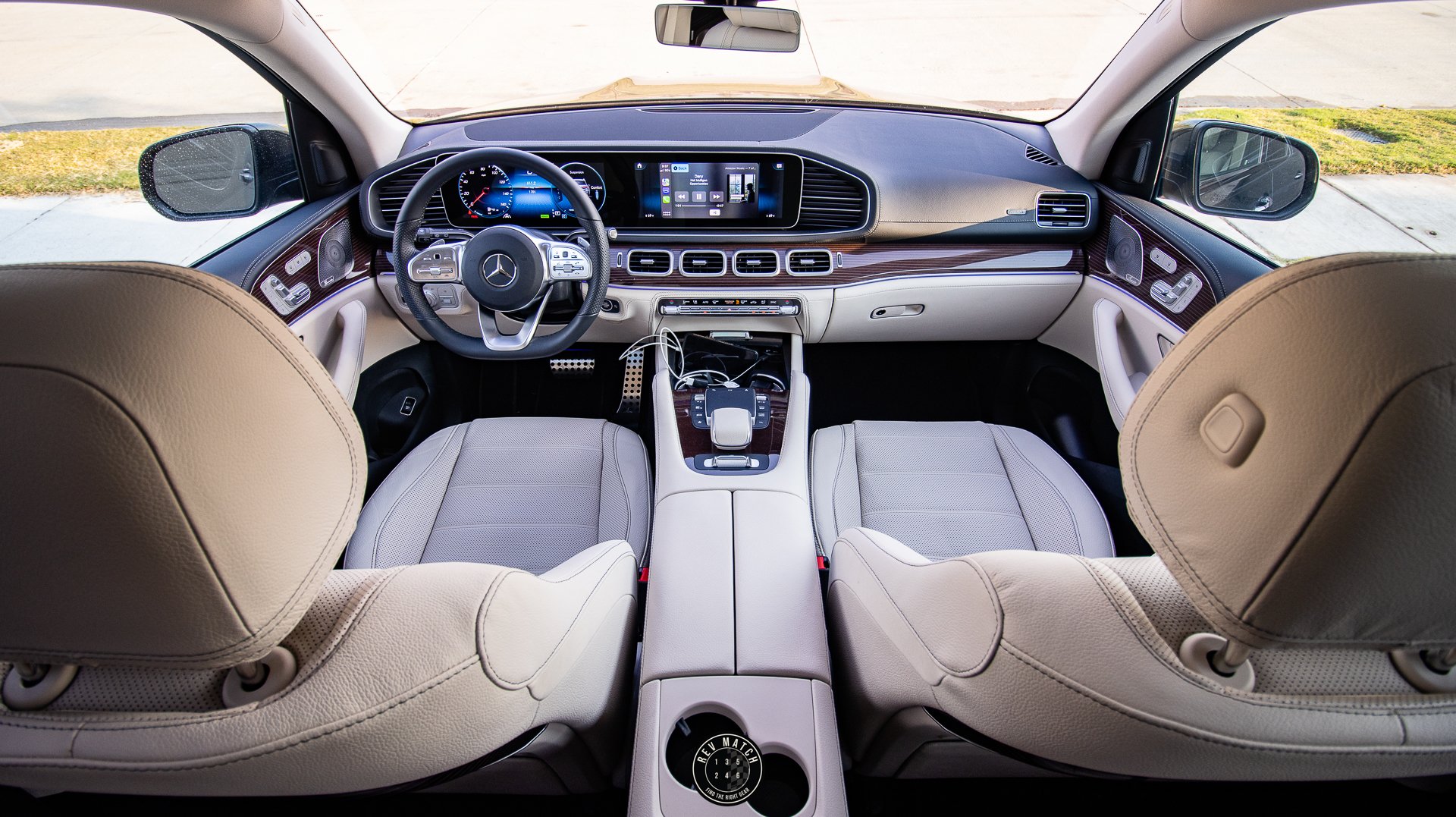 2023 Mercedes GLS 580-15.jpg