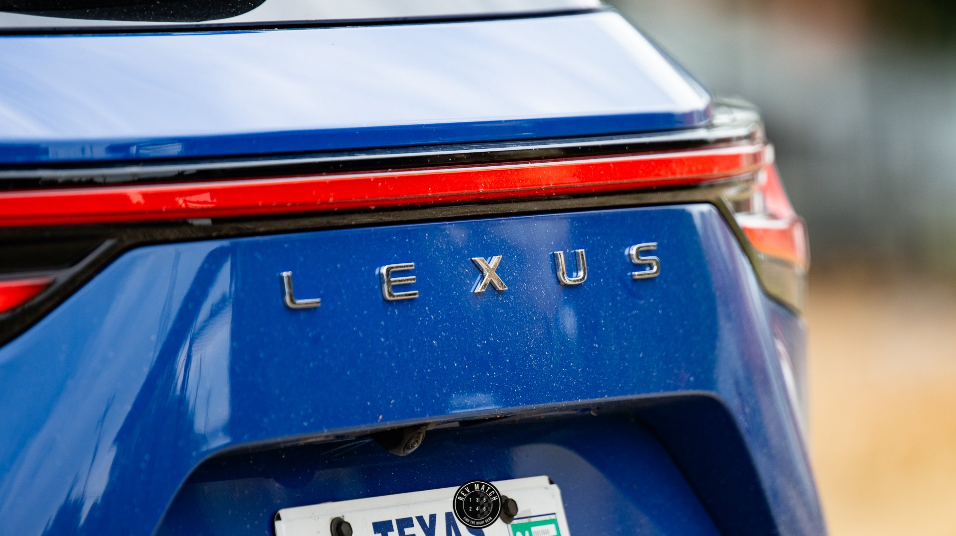 2023 Lexus NX450h+-7.jpg