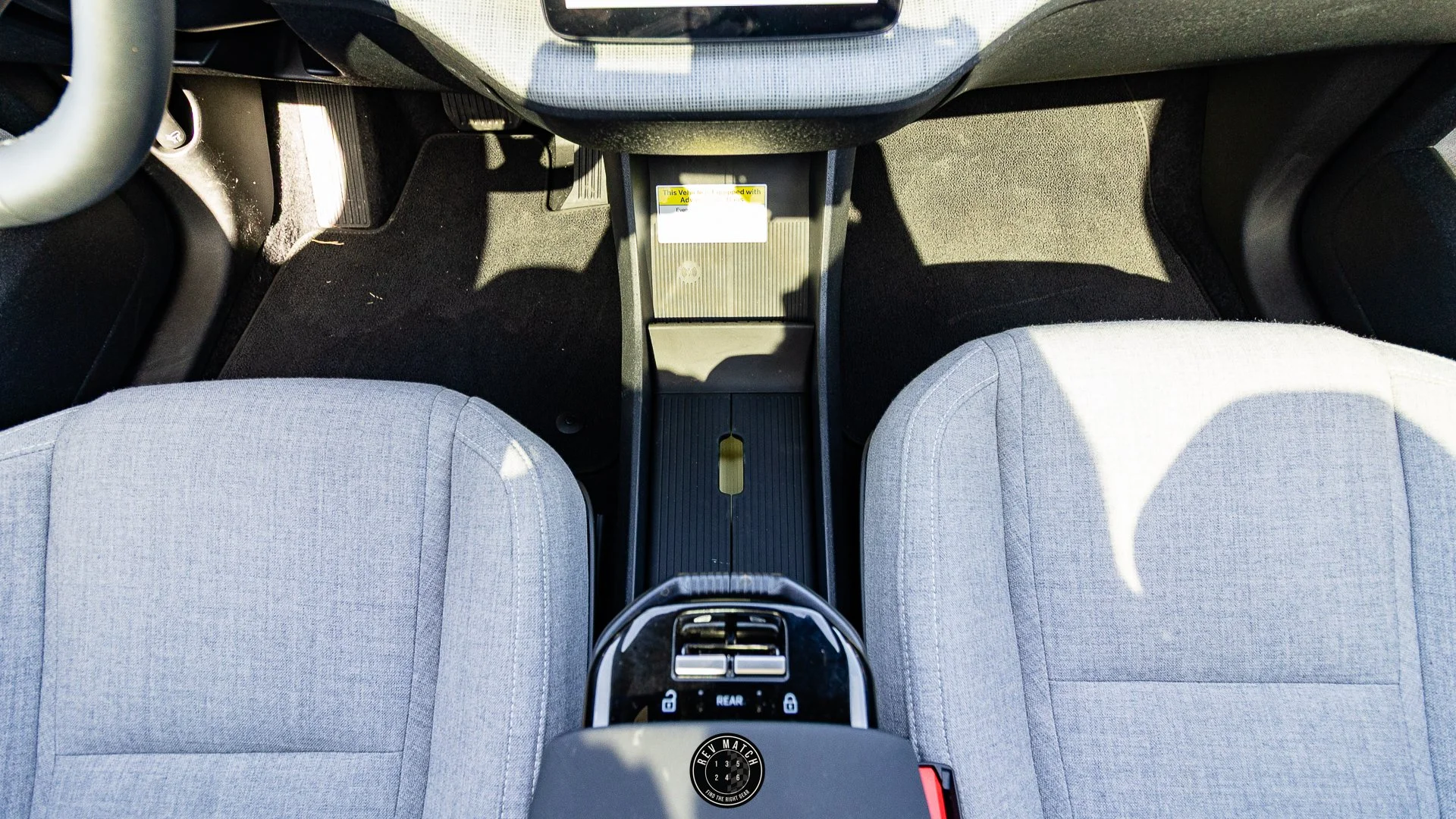 2025 Volvo EX30-22.jpg