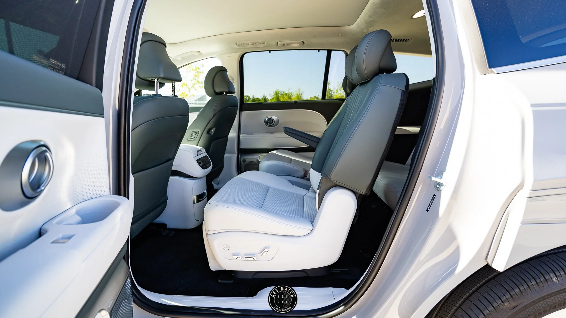 2026 Hyundai iONIQ 9-18.jpg