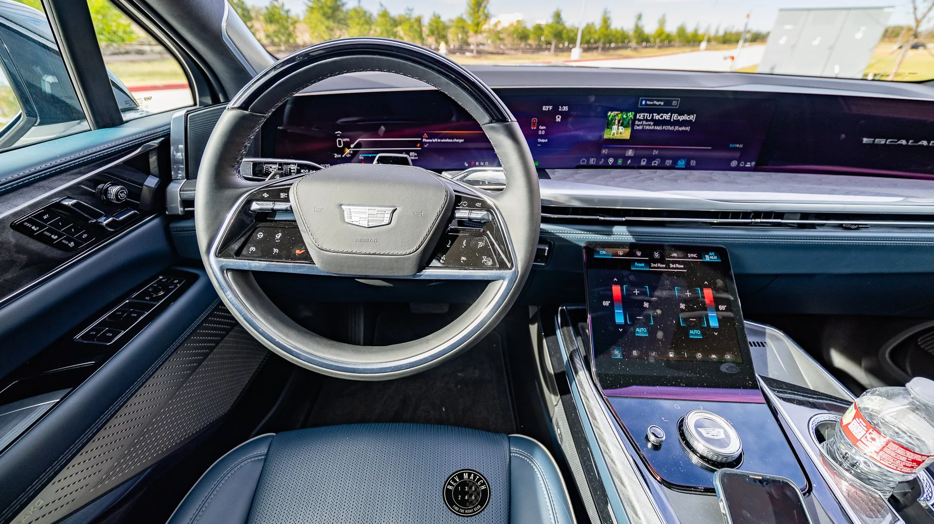 2026 Cadillac Escalade IQ-24.jpg