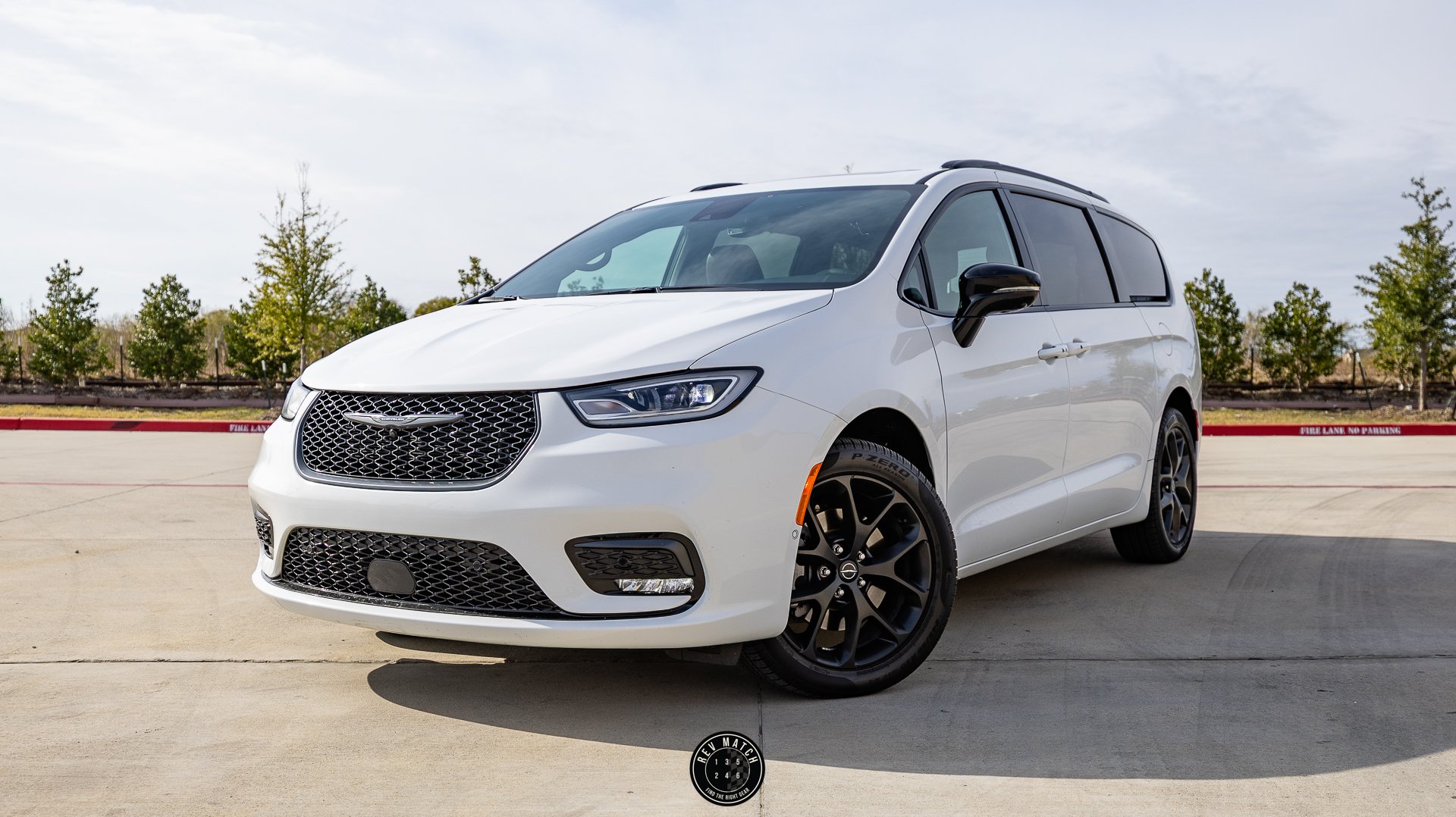 2025 Chrysler Pacifica Limited-1.jpg