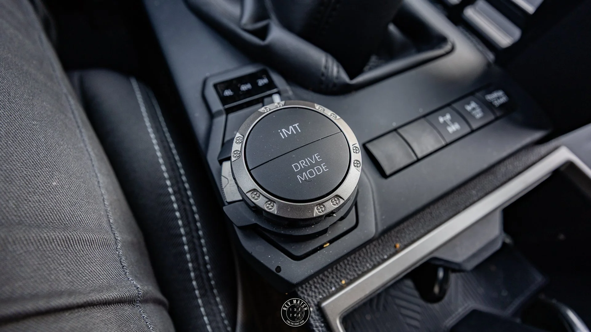 2025 Toyota Tacoma TRD Off Road Manual-10.jpg