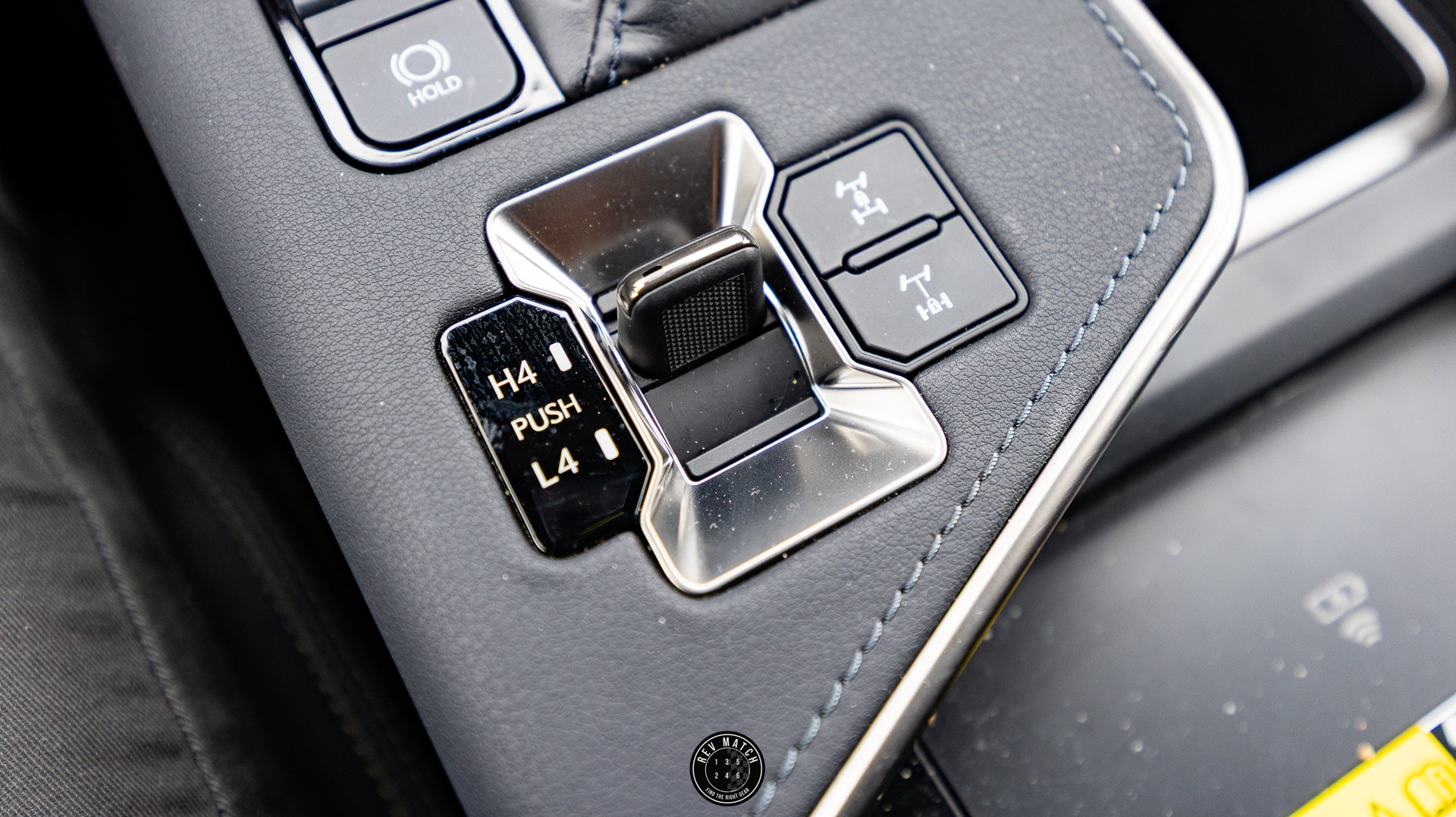 2025 Lexus GX 550 Overtrail+-17.jpg