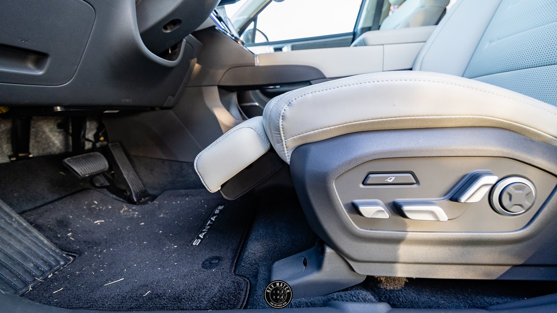 2026 Hyundai Santa Fe Hybrid Calligraphy-18.jpg