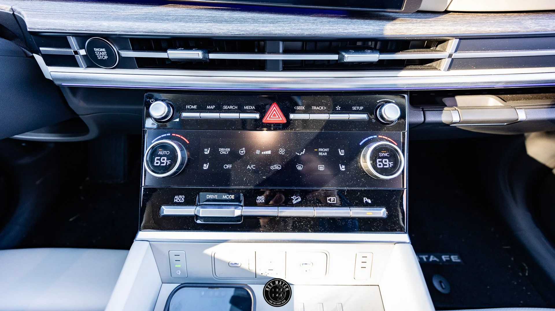 2026 Hyundai Santa Fe Hybrid Calligraphy-24.jpg