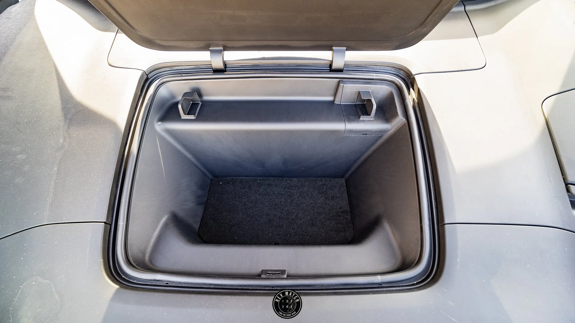 2026 Polestar 4-15.jpg