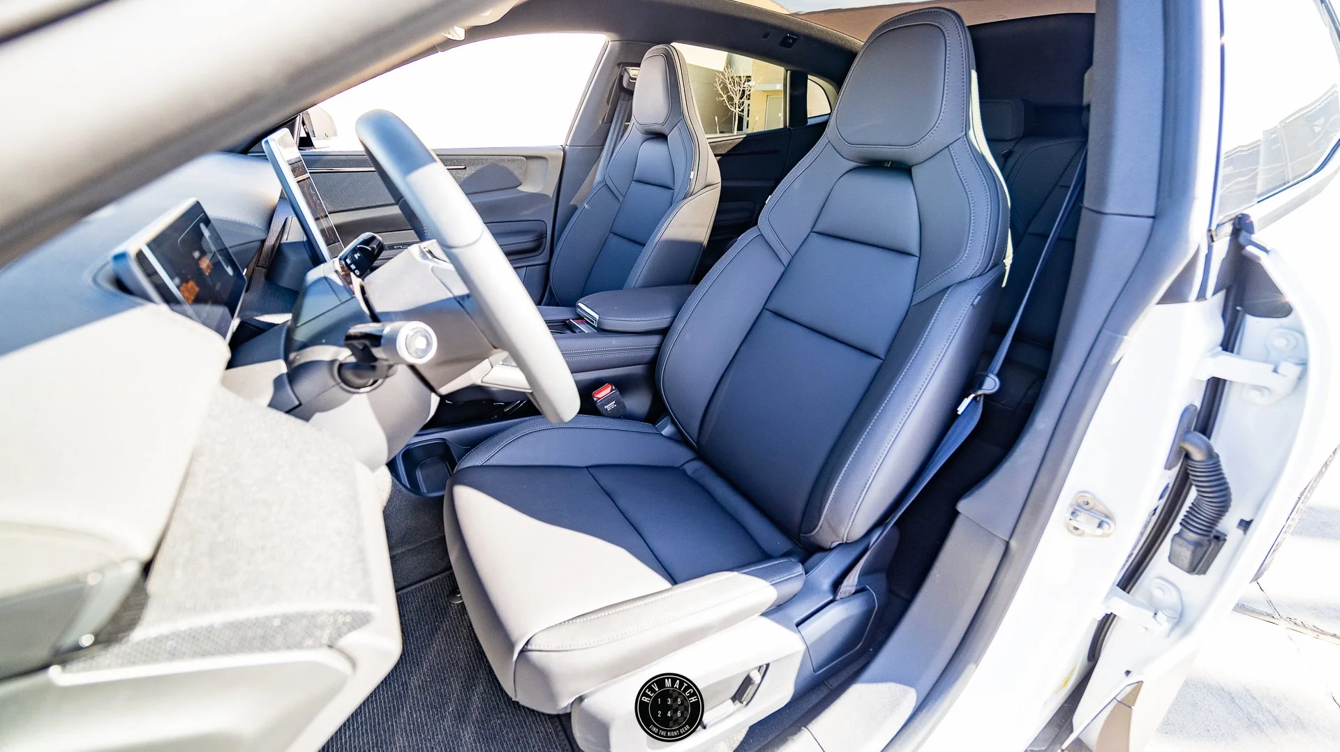 2026 Polestar 4-17.jpg