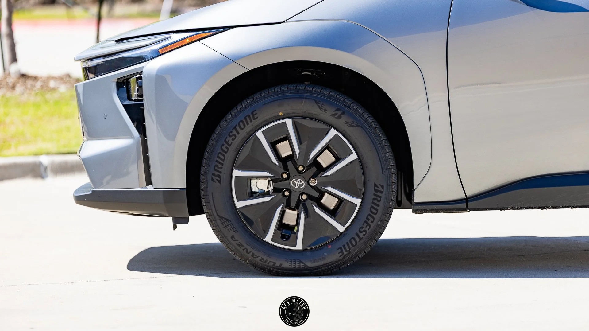 2026 Toyota BZ XLE Plus-6.jpg