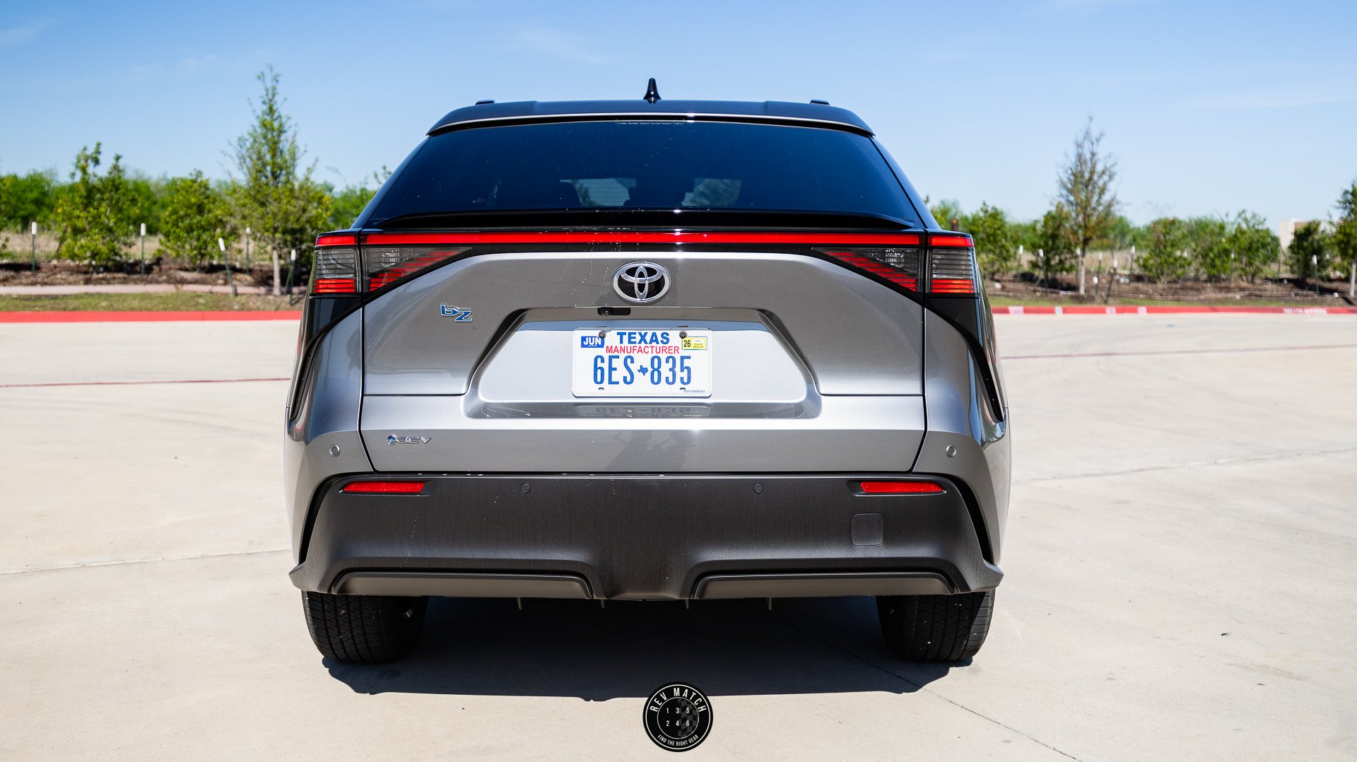 2026 Toyota BZ XLE Plus-8.jpg