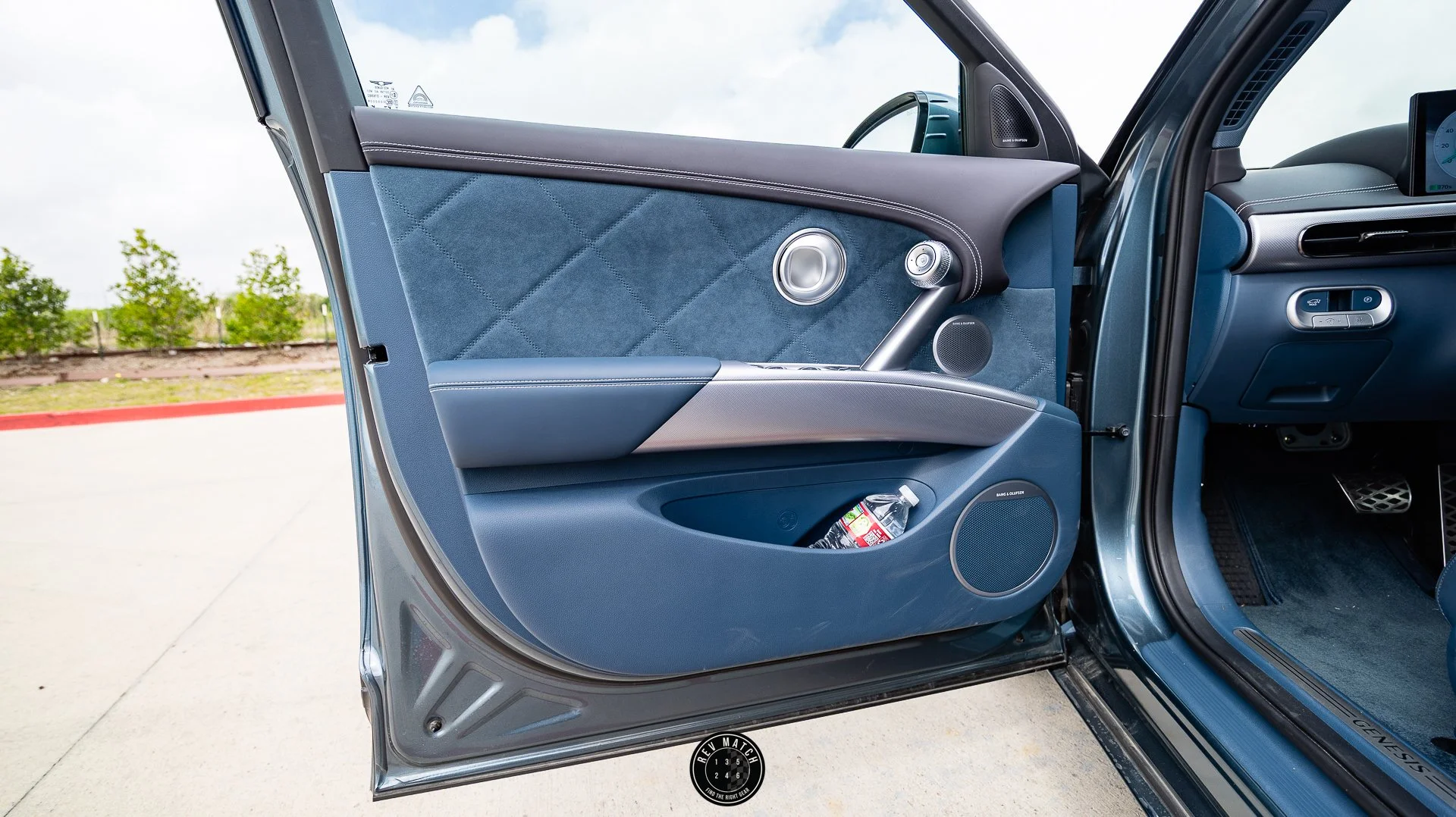 2026 Genesis GV60-14.jpg