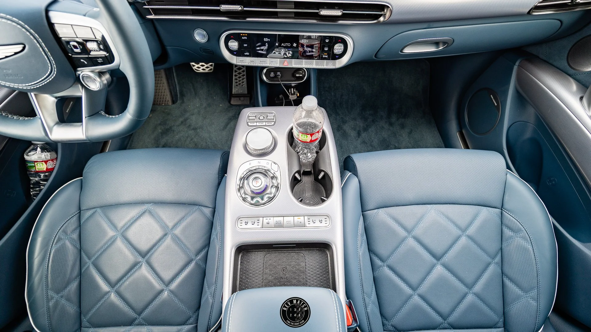 2026 Genesis GV60-19.jpg