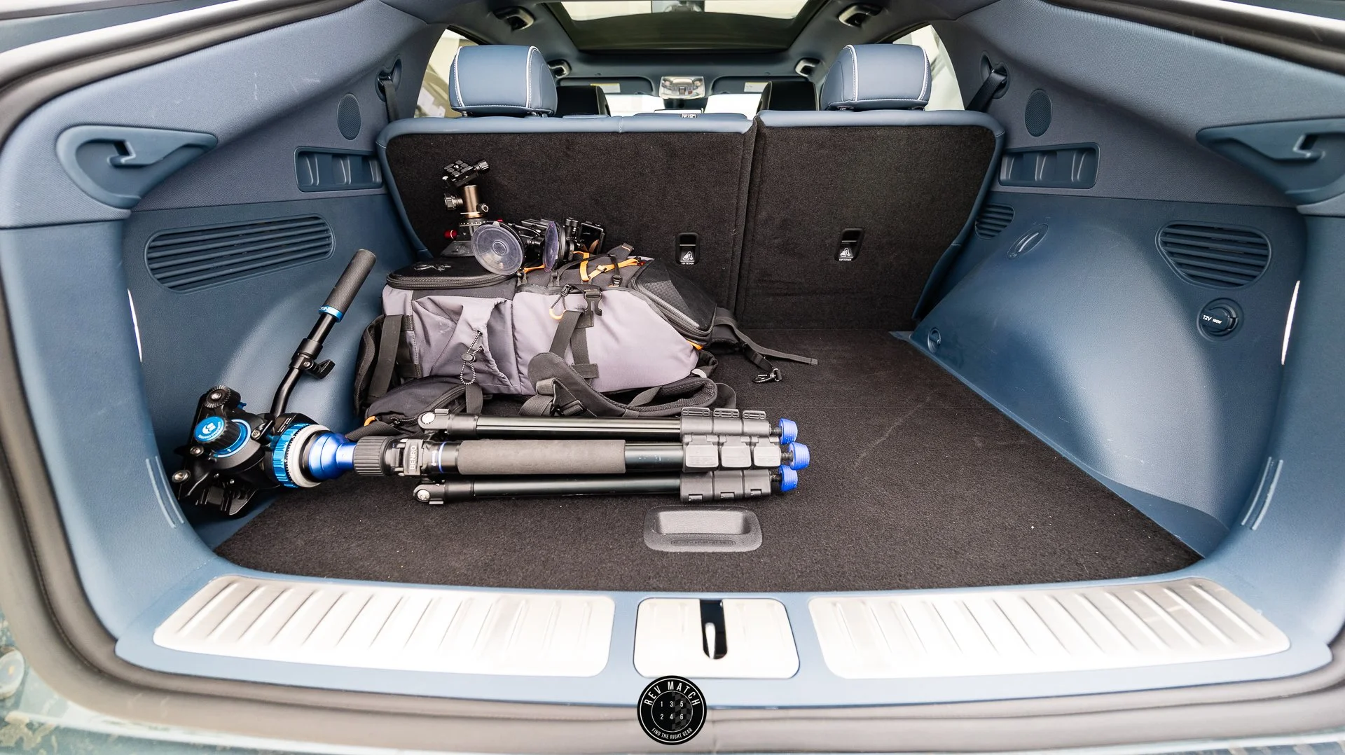 2026 Genesis GV60-23.jpg