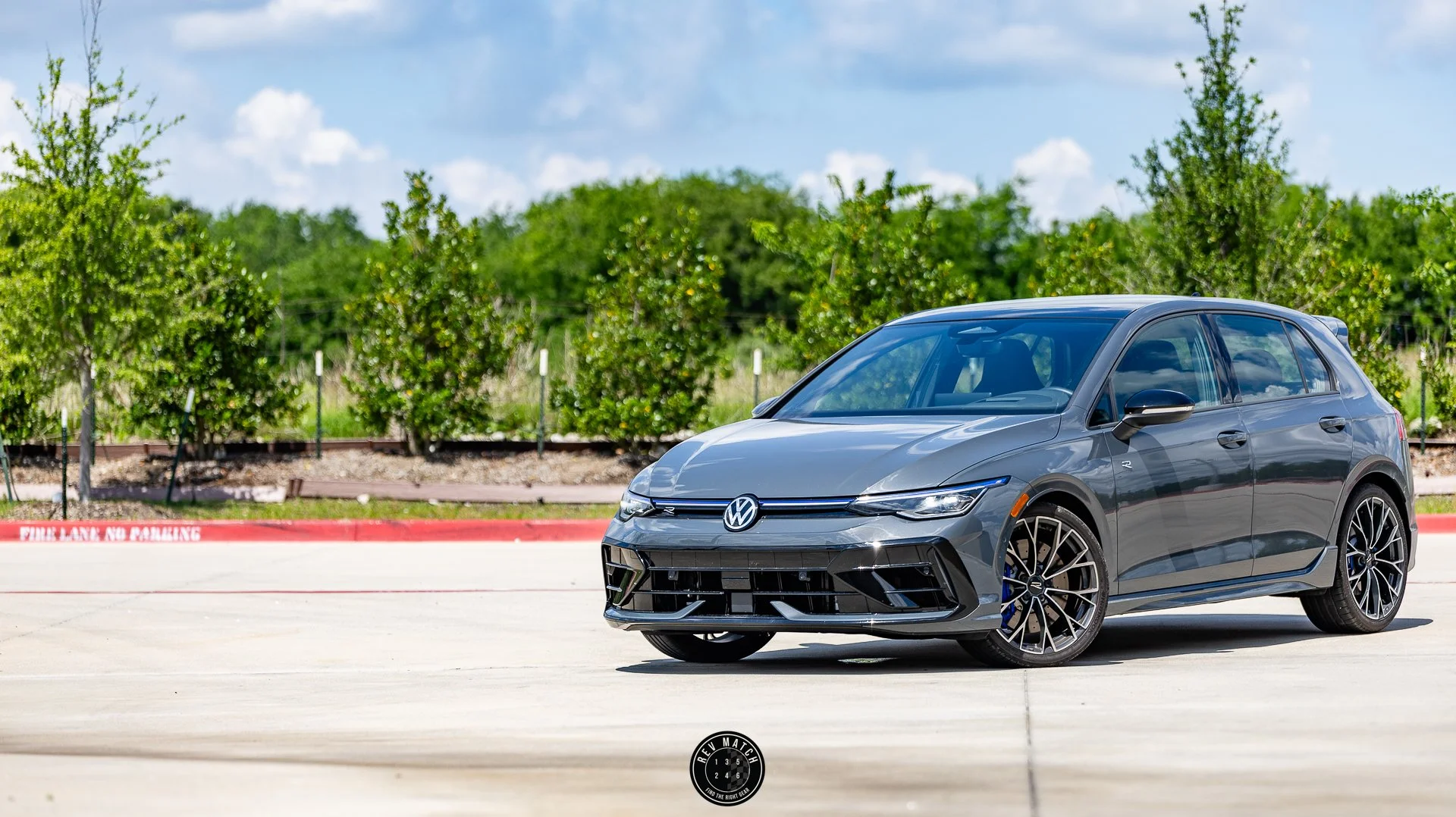 2026 Volkswagen Golf R-2.jpg
